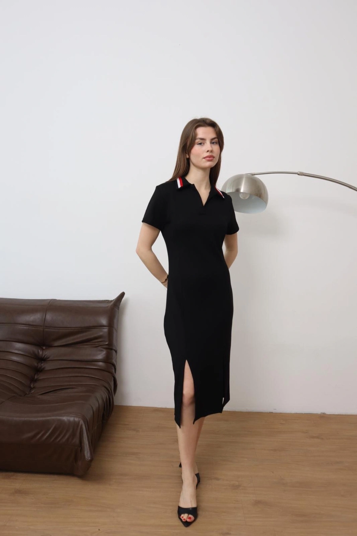 Kadın Siyah Şerit Polo Yaka Detayli Basic Midi  Elbise