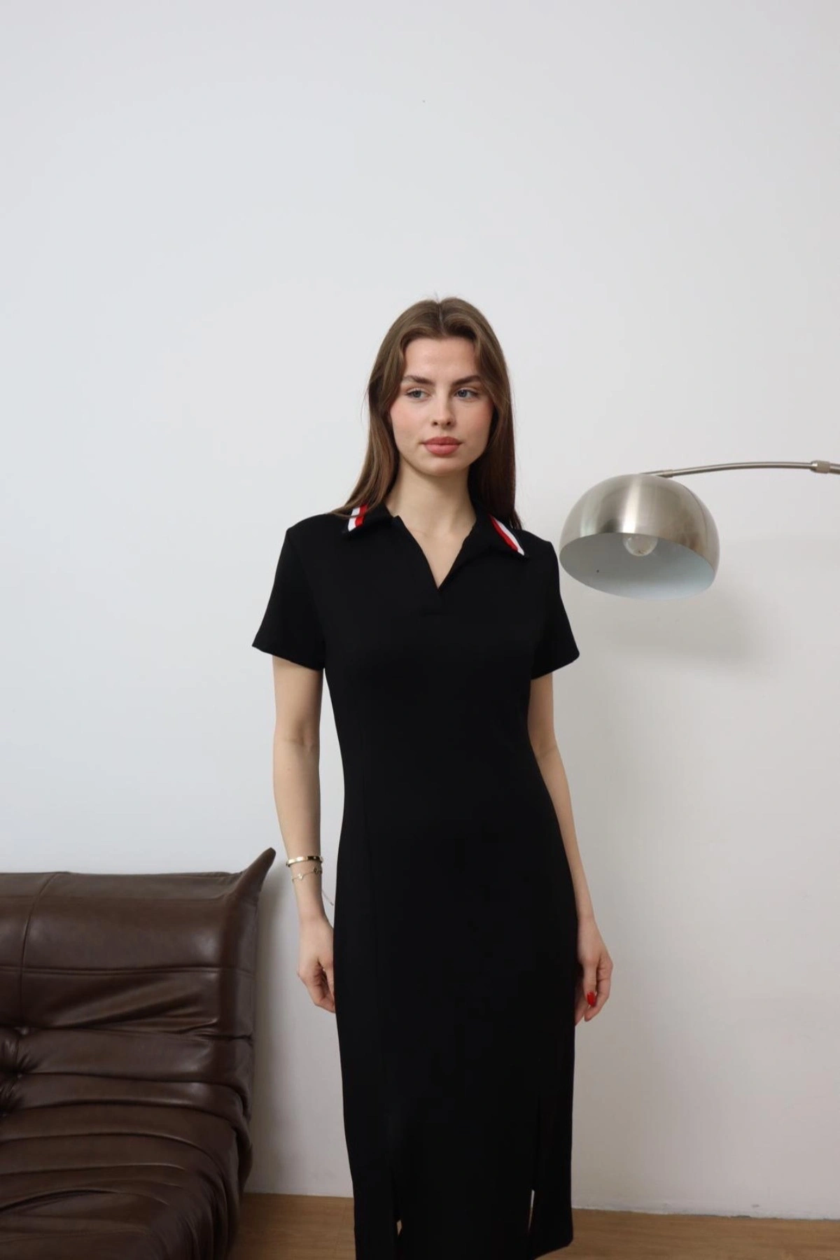 Kadın Siyah Şerit Polo Yaka Detayli Basic Midi  Elbise