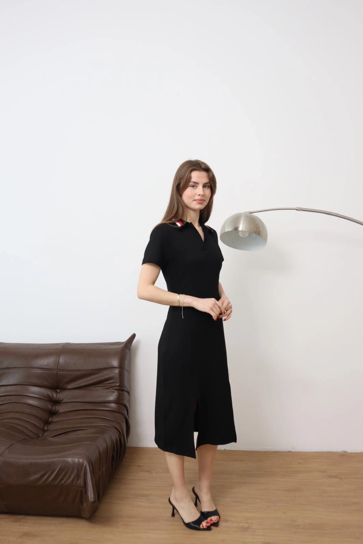 Kadın Siyah Şerit Polo Yaka Detayli Basic Midi  Elbise