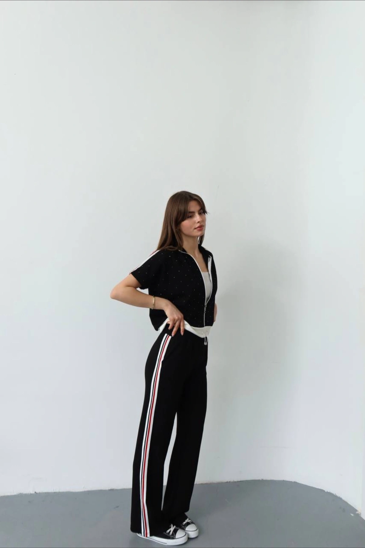 Kadın Siyah Şık Taş ve Şerit Detaylı Pantolon Fermuarlı Bluz Alt Üst İkili Yumuşacık Takım