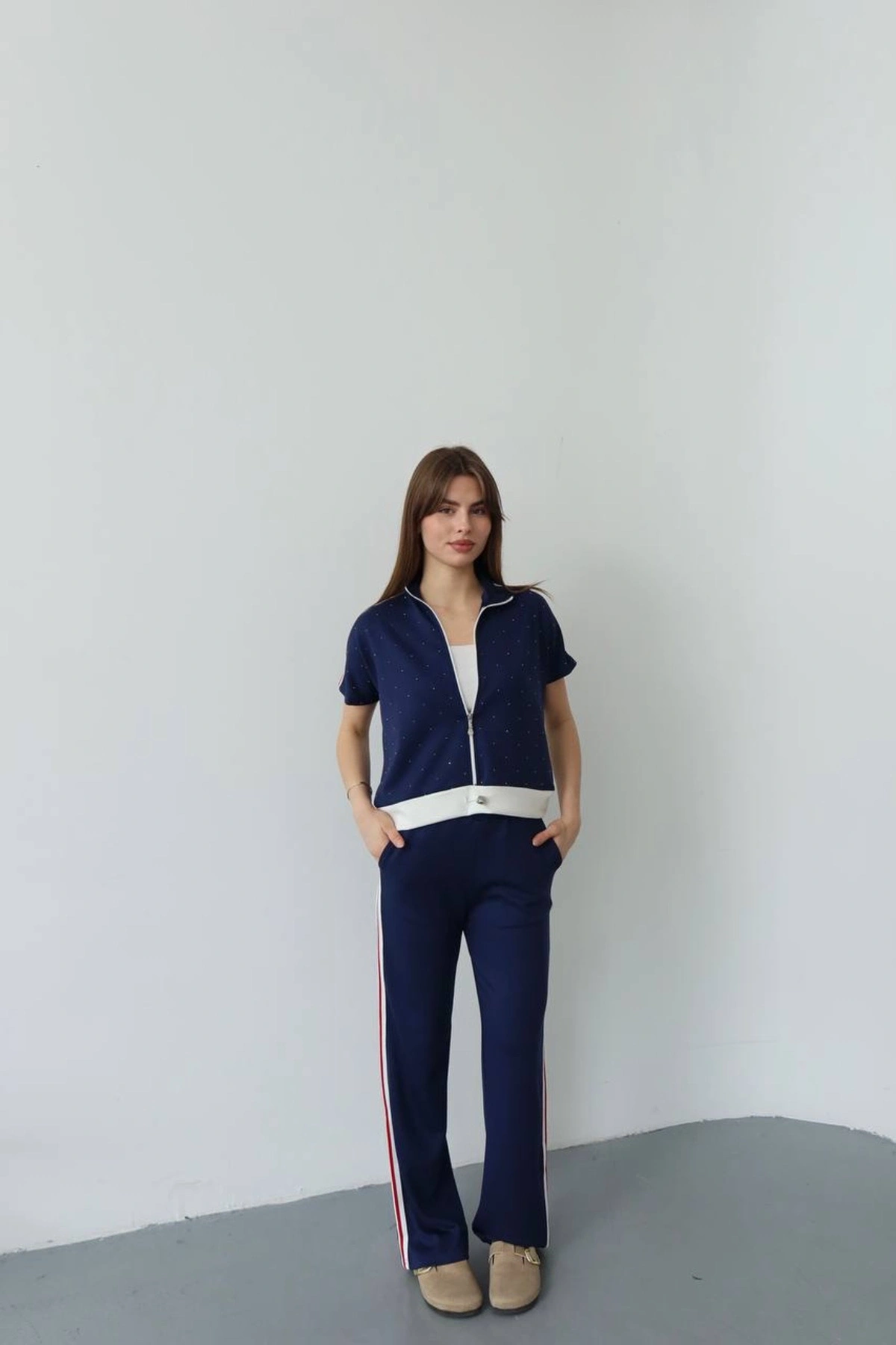 Kadın Lacivert Şık Taş ve Şerit Detaylı Pantolon Fermuarlı Bluz Alt Üst İkili Yumuşacık Takım