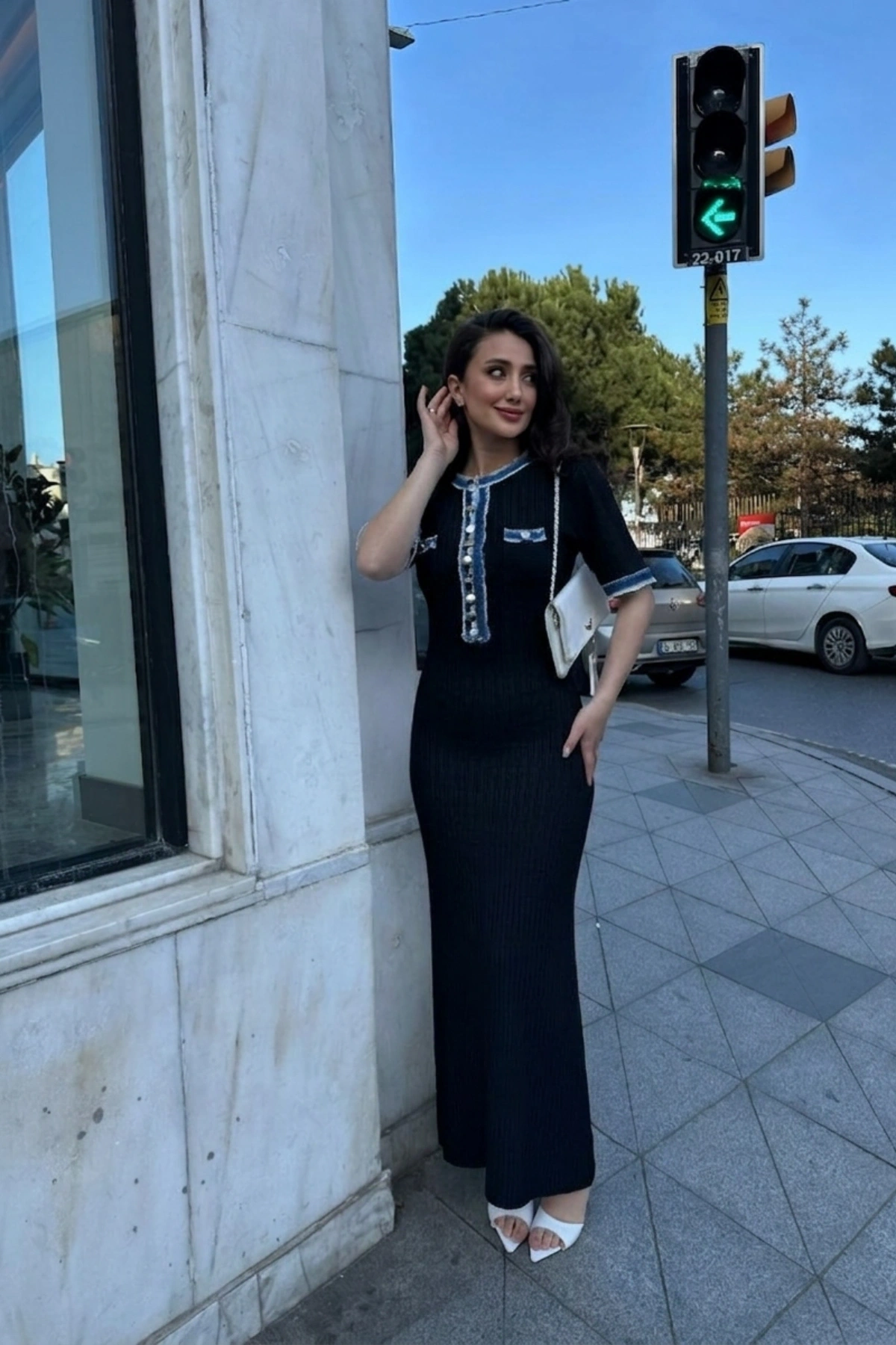 Kadın Siyah Şık Jean Detaylı Düğmeli Uzun Elbise (S/M)