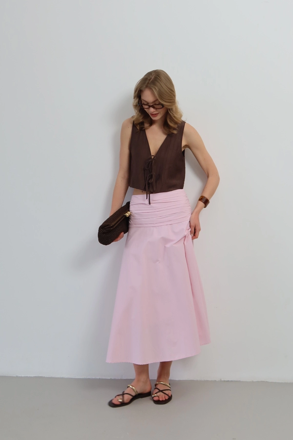 Kadın Pembe Büzgü Detaylı Yüksek Bel Midi Boy Yazlık Etek