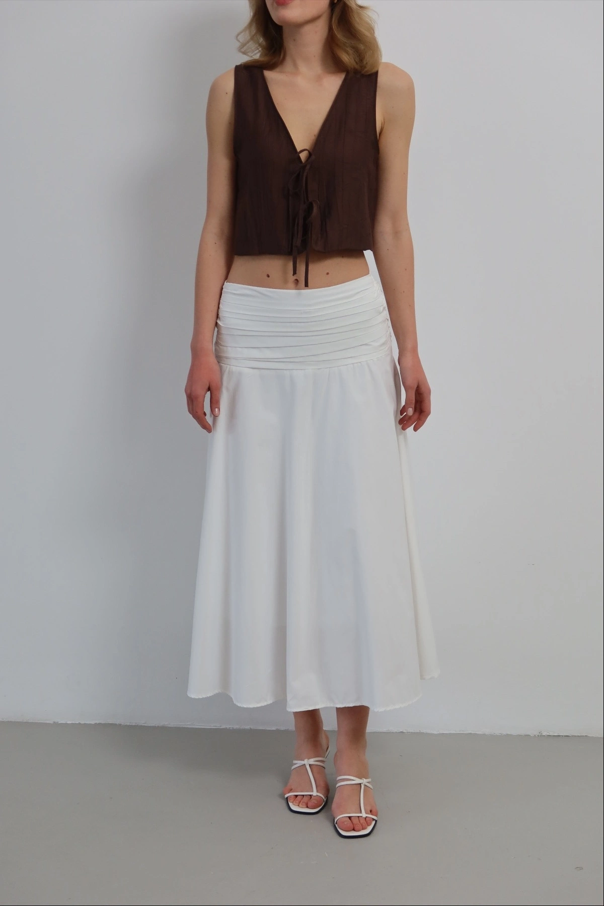 Kadın Pembe Büzgü Detaylı Yüksek Bel Midi Boy Yazlık Etek