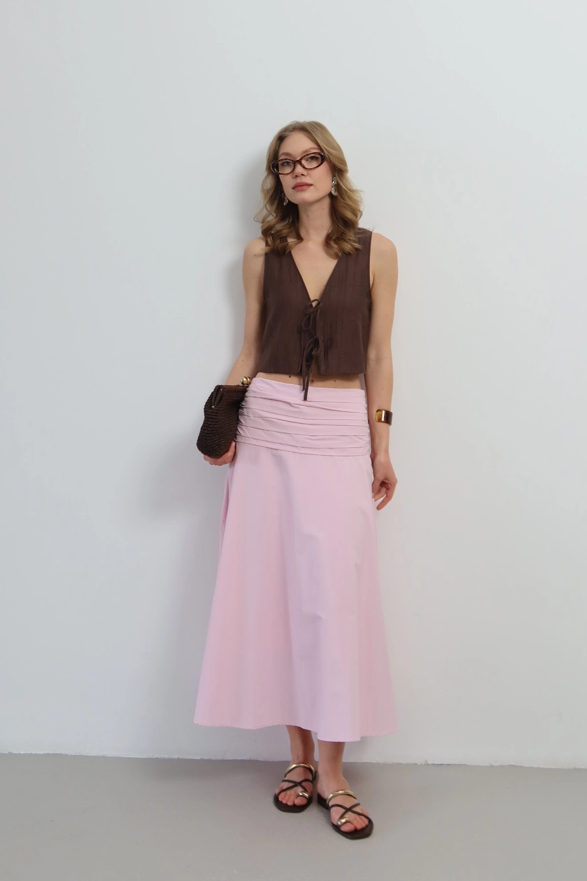 Kadın Pembe Büzgü Detaylı Yüksek Bel Midi Boy Yazlık Etek