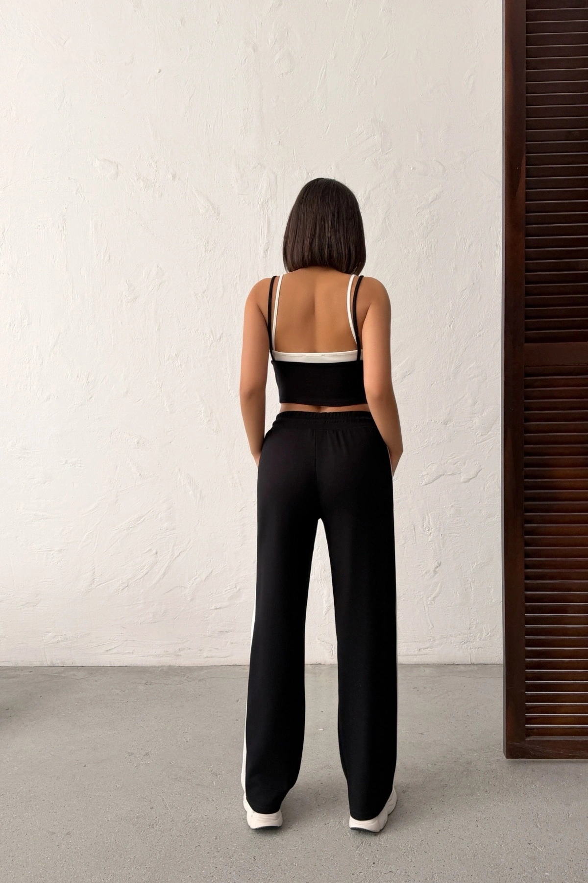 Kadın Siyah Crop Atletli Yüksek Bel Beli Lastikli Geniş Paça Pantolon Alt Üst Yazlık Eşofman Takım
