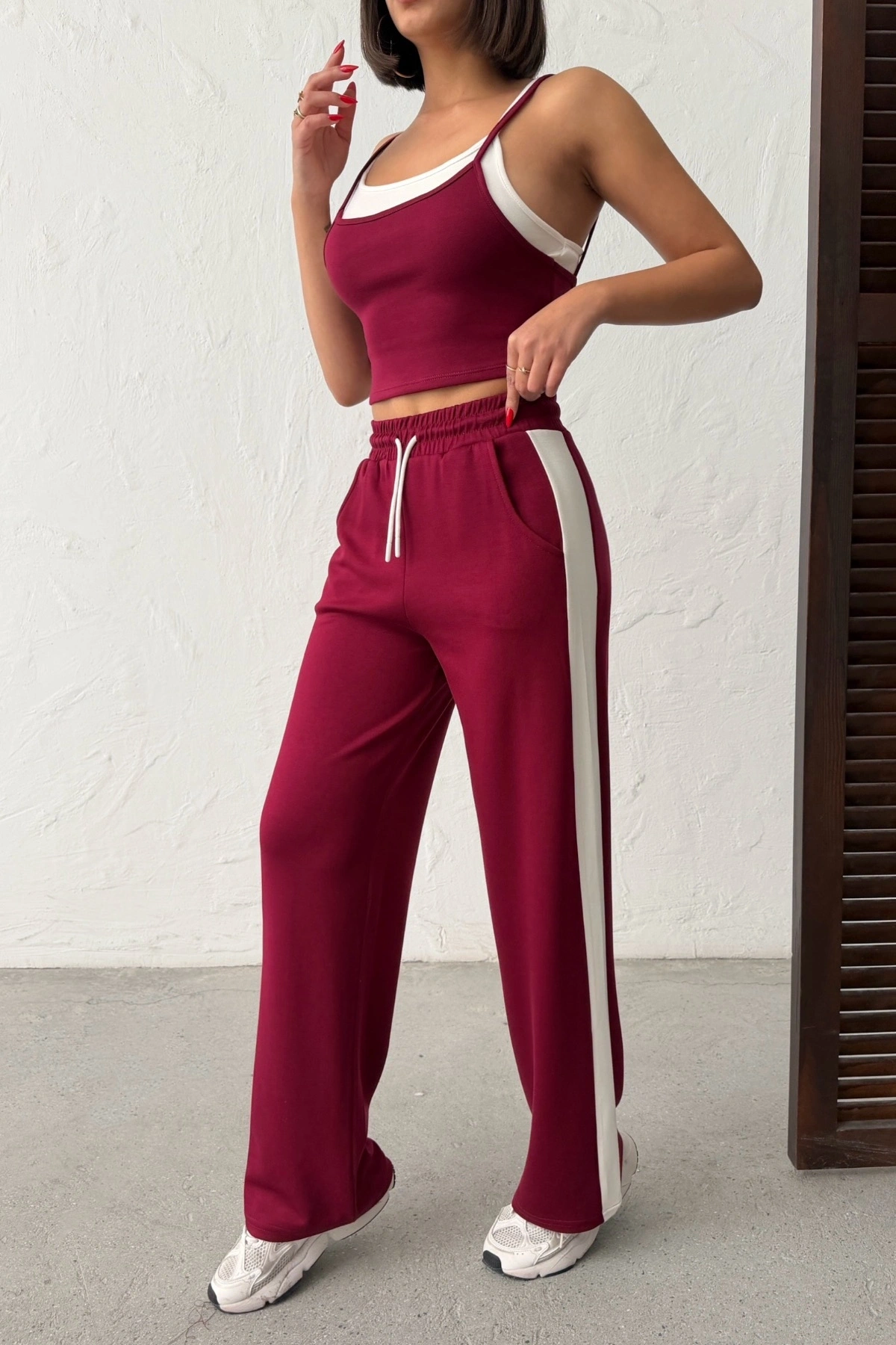 Kadın Bordo Crop Atletli Yüksek Bel Beli Lastikli Geniş Paça Pantolon Alt Üst Yazlık Eşofman Takım