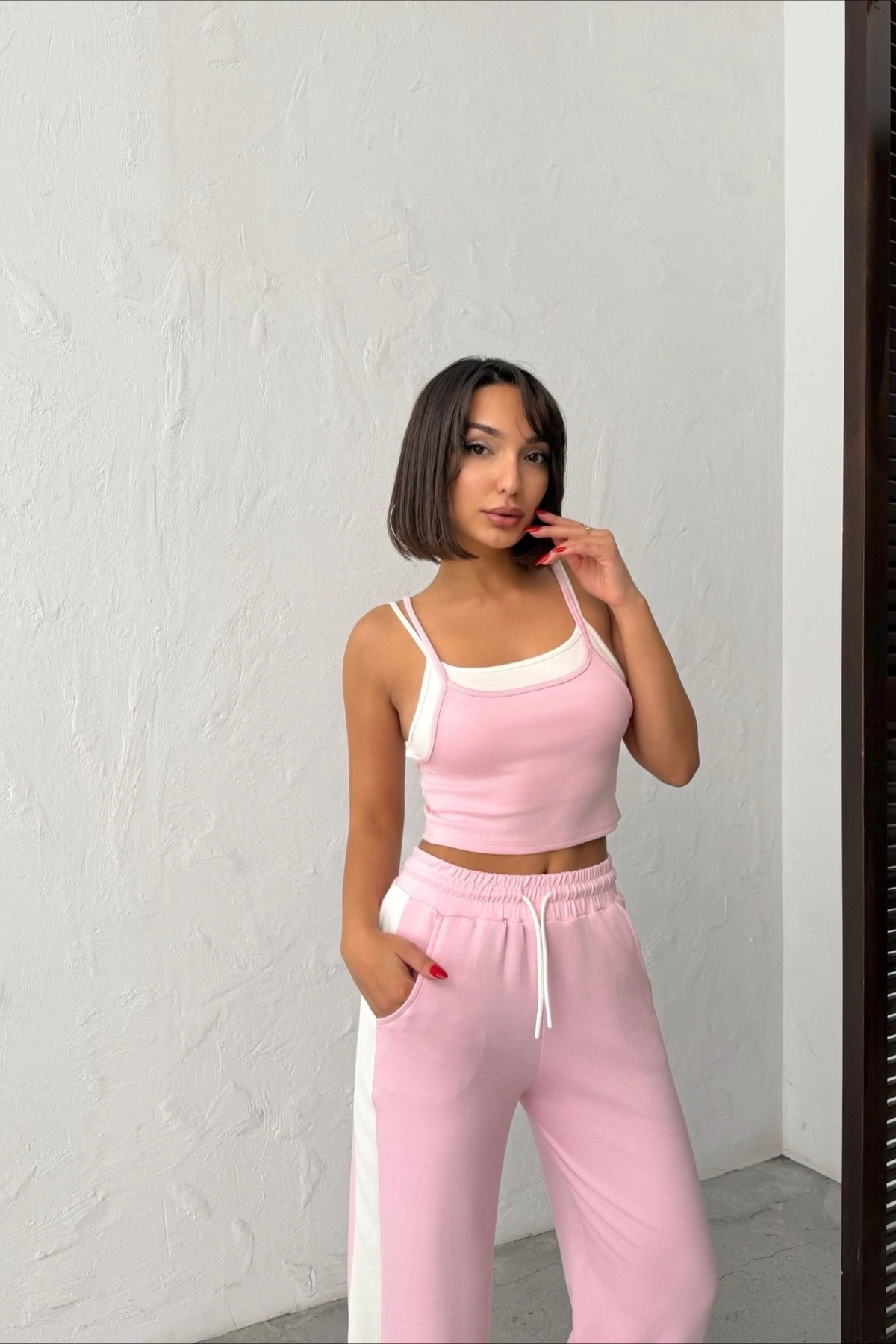 Kadın Pembe Crop Atletli Yüksek Bel Beli Lastikli Geniş Paça Pantolon Alt Üst Yazlık Eşofman Takım