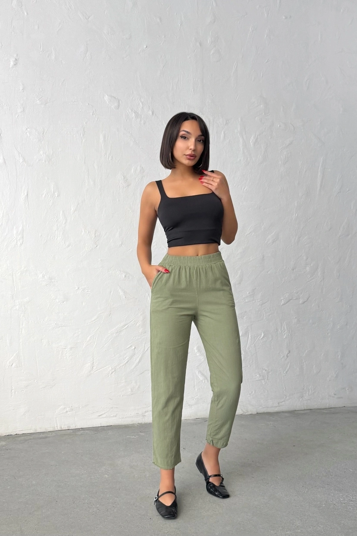 Kadın Haki Beli Lastikli Havuç Kesim Bilek Boy %100 Pamuk Keten Pantolon