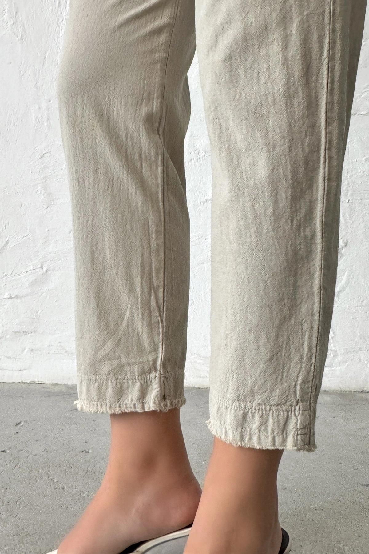 Kadın Taş Beli Lastikli Havuç Kesim Bilek Boy %100 Pamuk Keten Pantolon