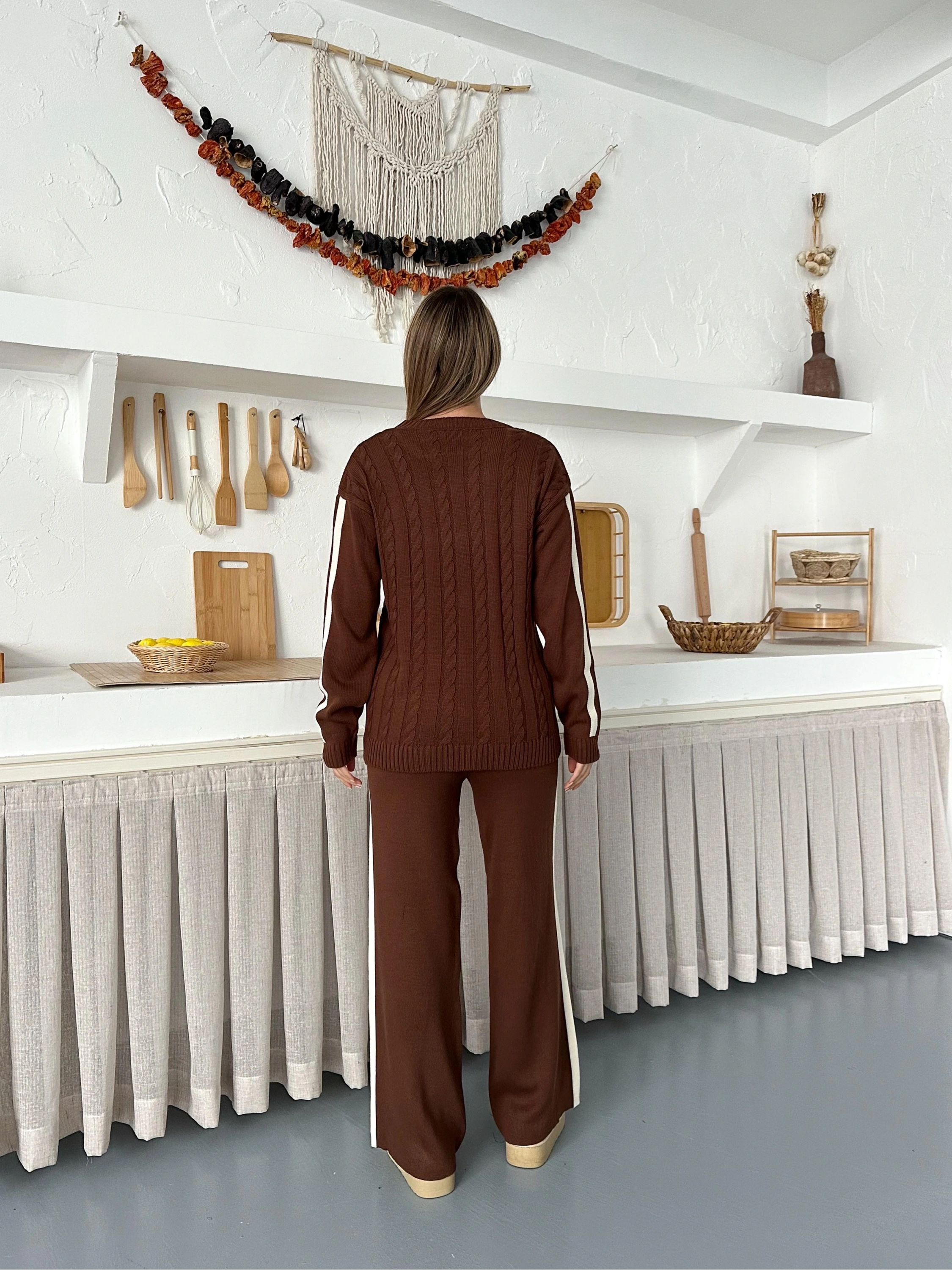 Kadın Acı Kahverengi Şerit Detaylı Kazak Pantolon Alt Üst İkili Triko Takım