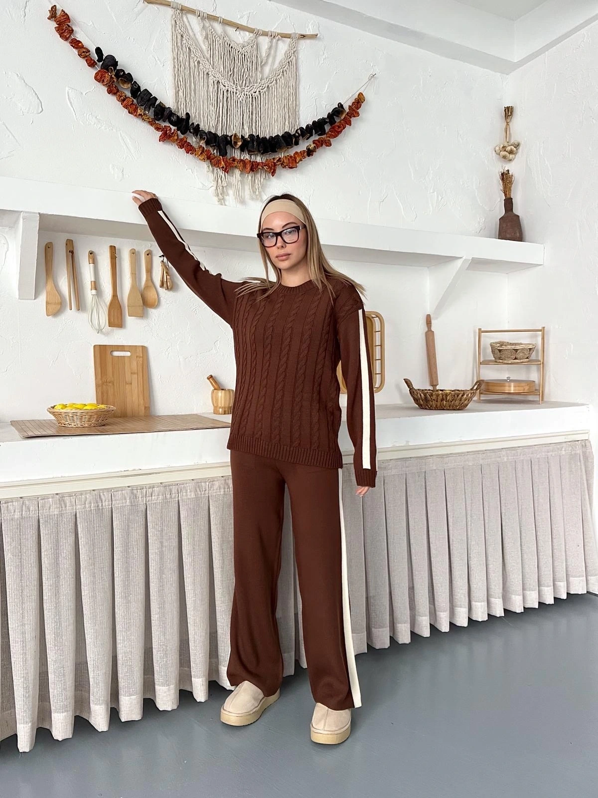 Kadın Acı Kahverengi Şerit Detaylı Kazak Pantolon Alt Üst İkili Triko Takım