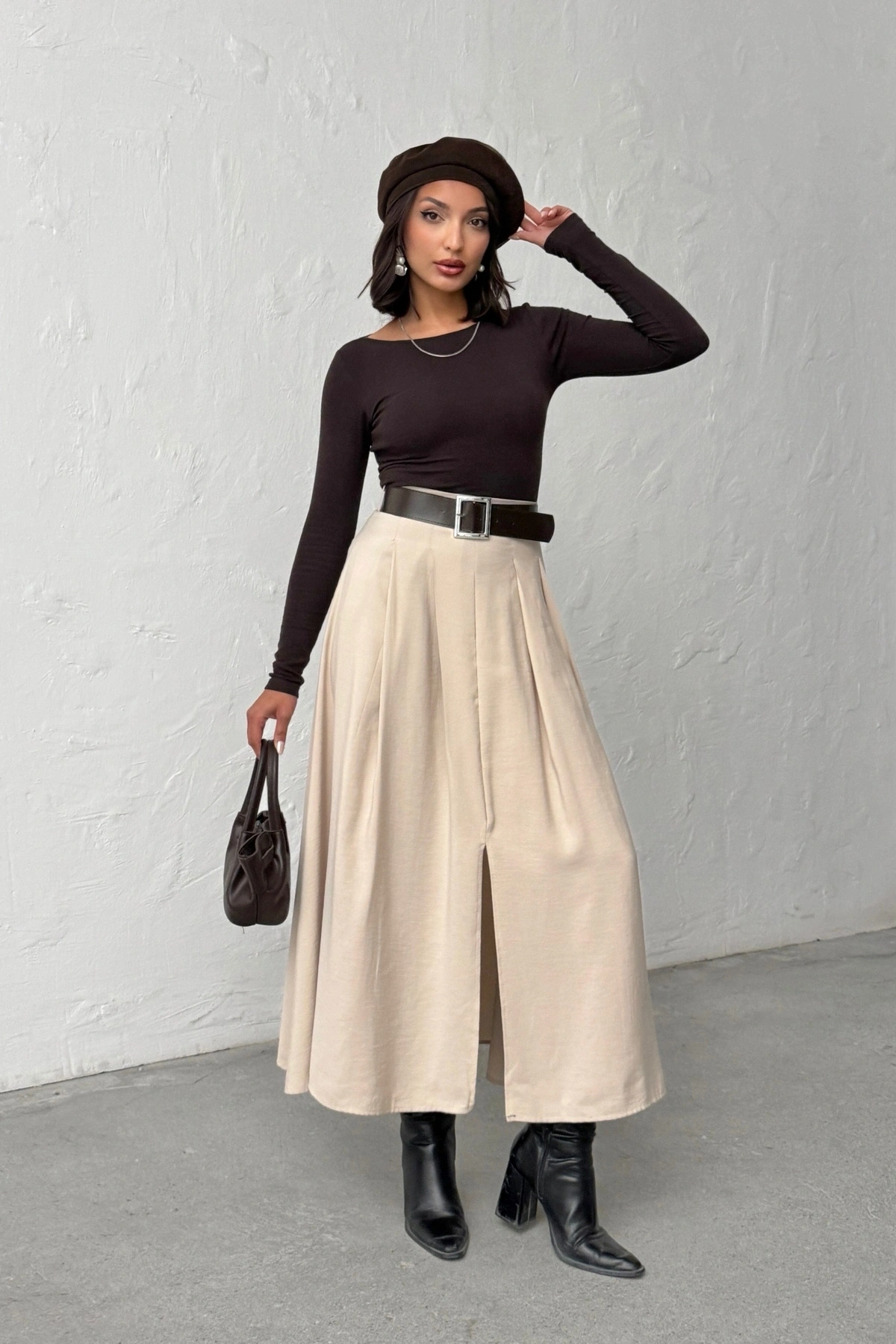 Kadın Bej Kemerli Tensel Kumaş Önden Yırtmaç Detaylı Premium Kalite Etek