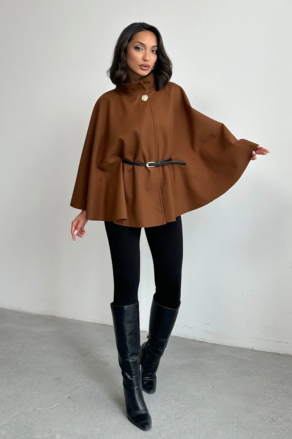 Kadın Taba Gold Düğme ve Kemer Detaylı Kaşe Panço Ceket