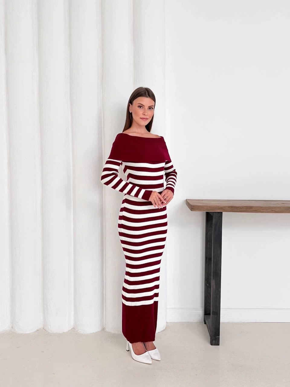 Kadın Bordo Madonna Kayık Yaka Esnek Midi Boy Triko Elbise