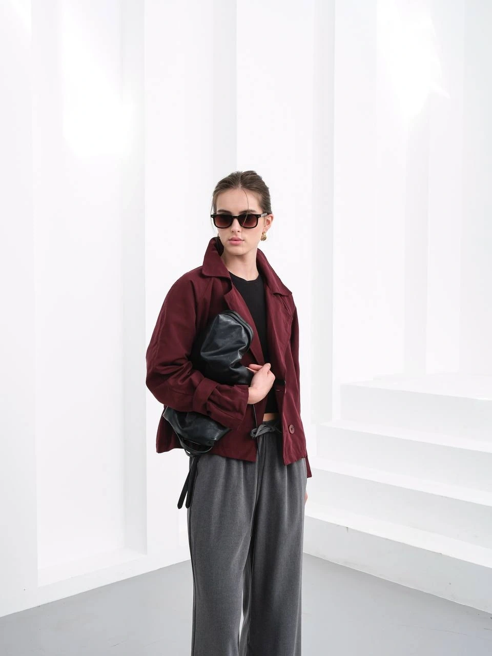 Kadın Çift Düğme detaylı Kruvaze Yaka Astarlı Kısa Premium Kalite Trençkot Ceket