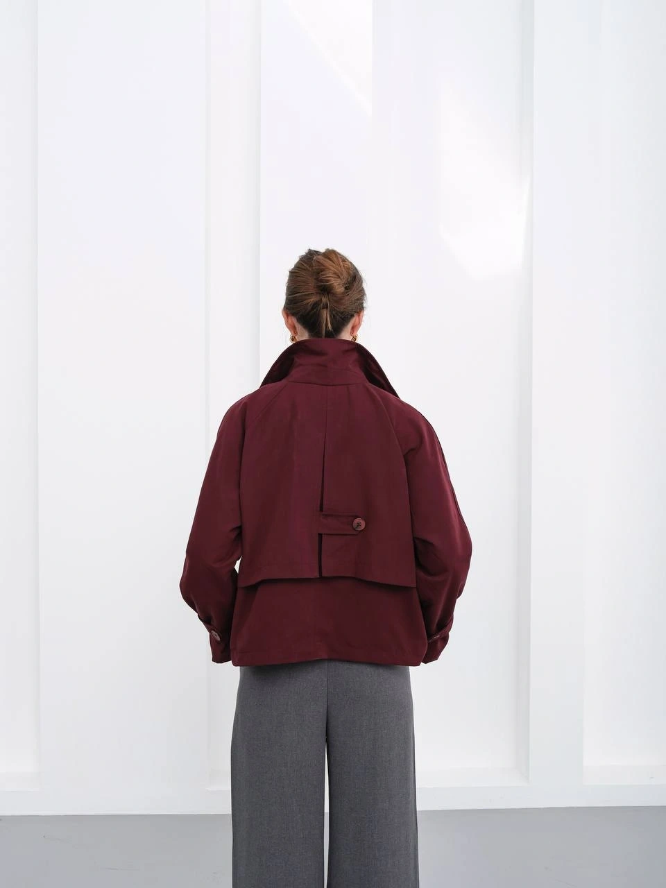 Kadın Çift Düğme detaylı Kruvaze Yaka Astarlı Kısa Premium Kalite Trençkot Ceket