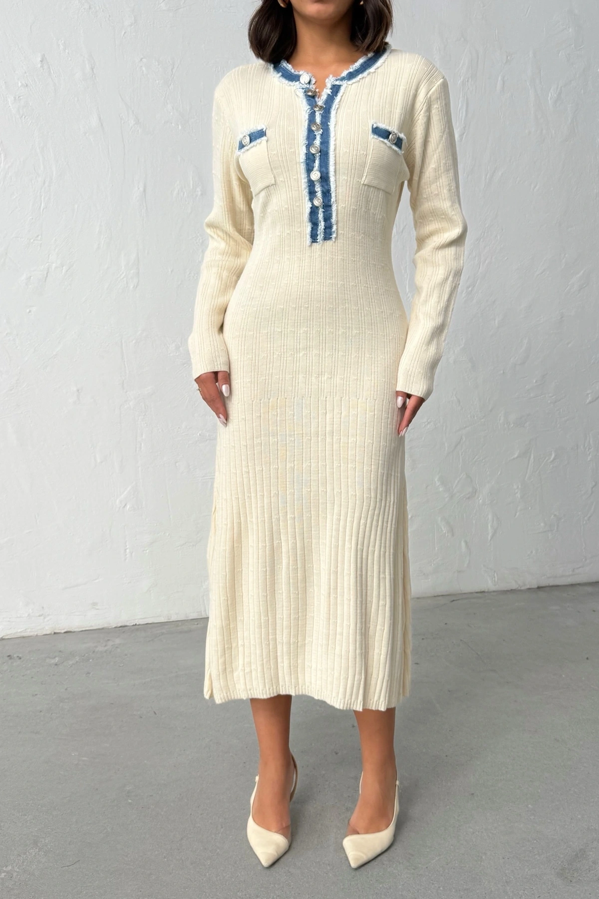 Kadın Ekru Düğmeli Jean Detaylı Triko Elbise