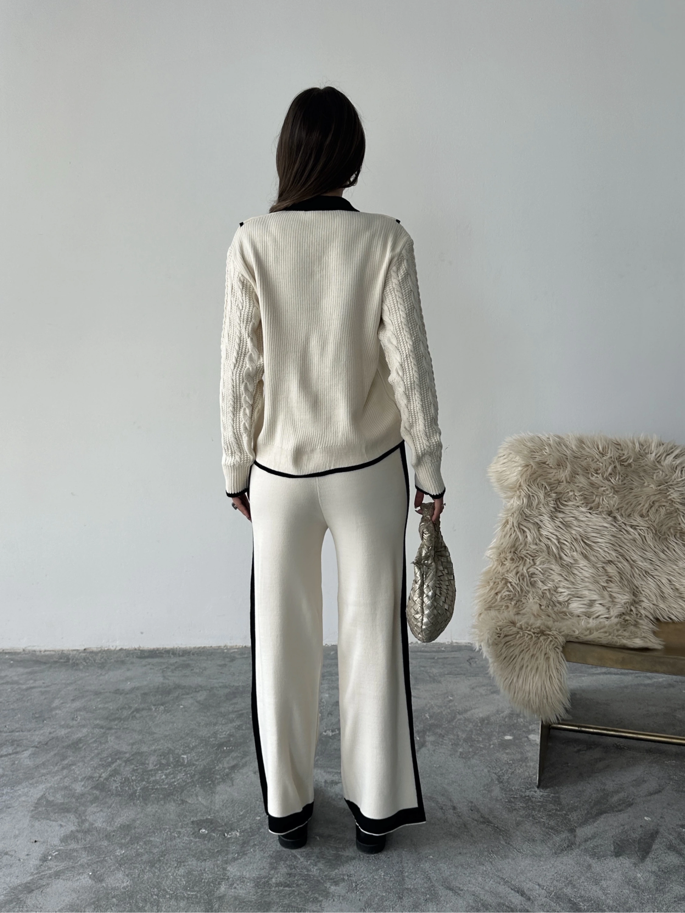 Kadın Ekru Kolu Saç Örgü Ve Şerit Detaylı Bebe Yaka Alt Üst Şık Triko Takım