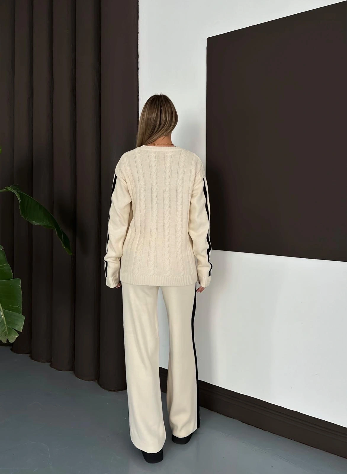 Kadın Ekru Şerit Detaylı Kazak Pantolon Alt Üst İkili Triko Takım