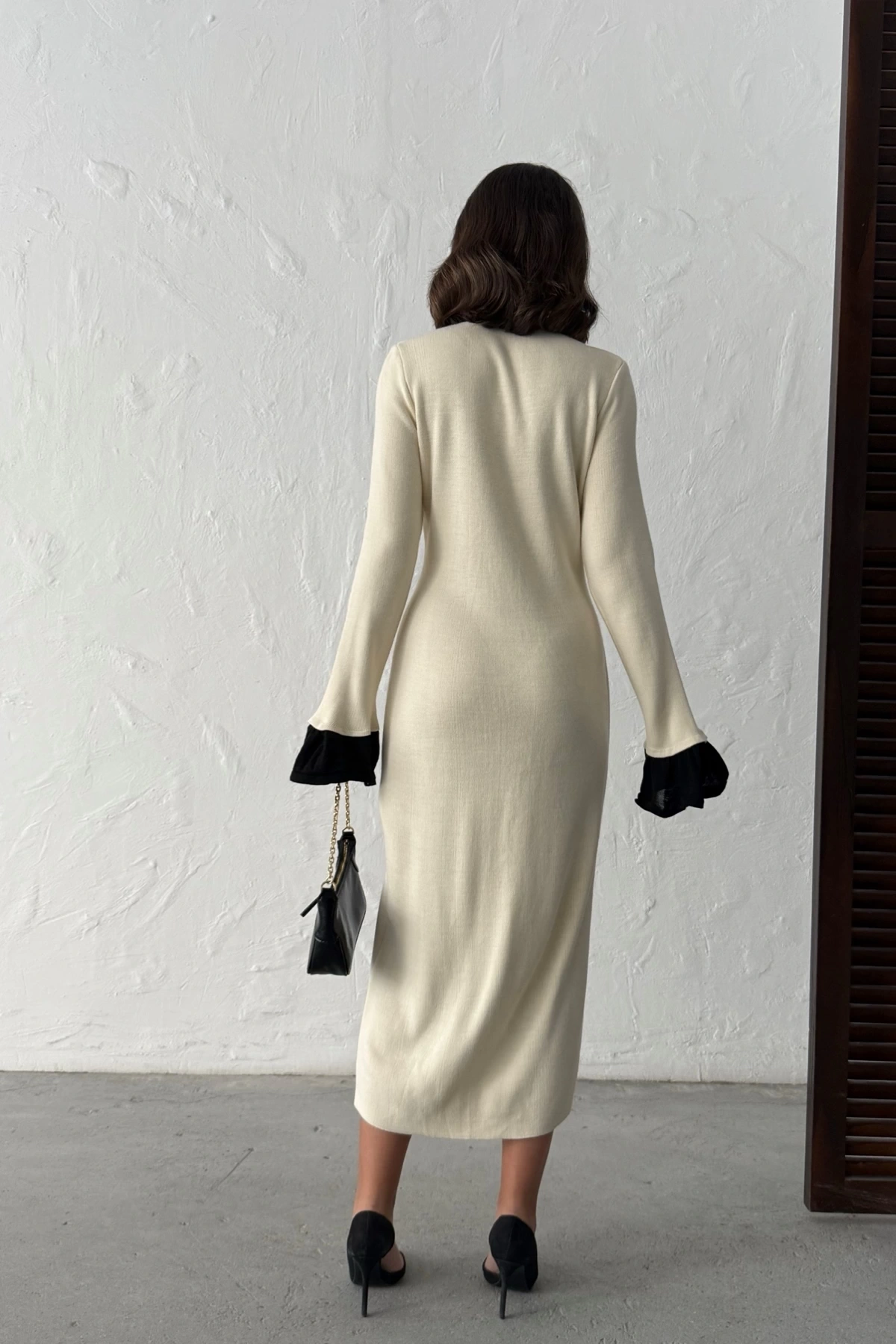 Kadın Ekru Şık Düğme Ve Kol Detaylı Triko Elbise