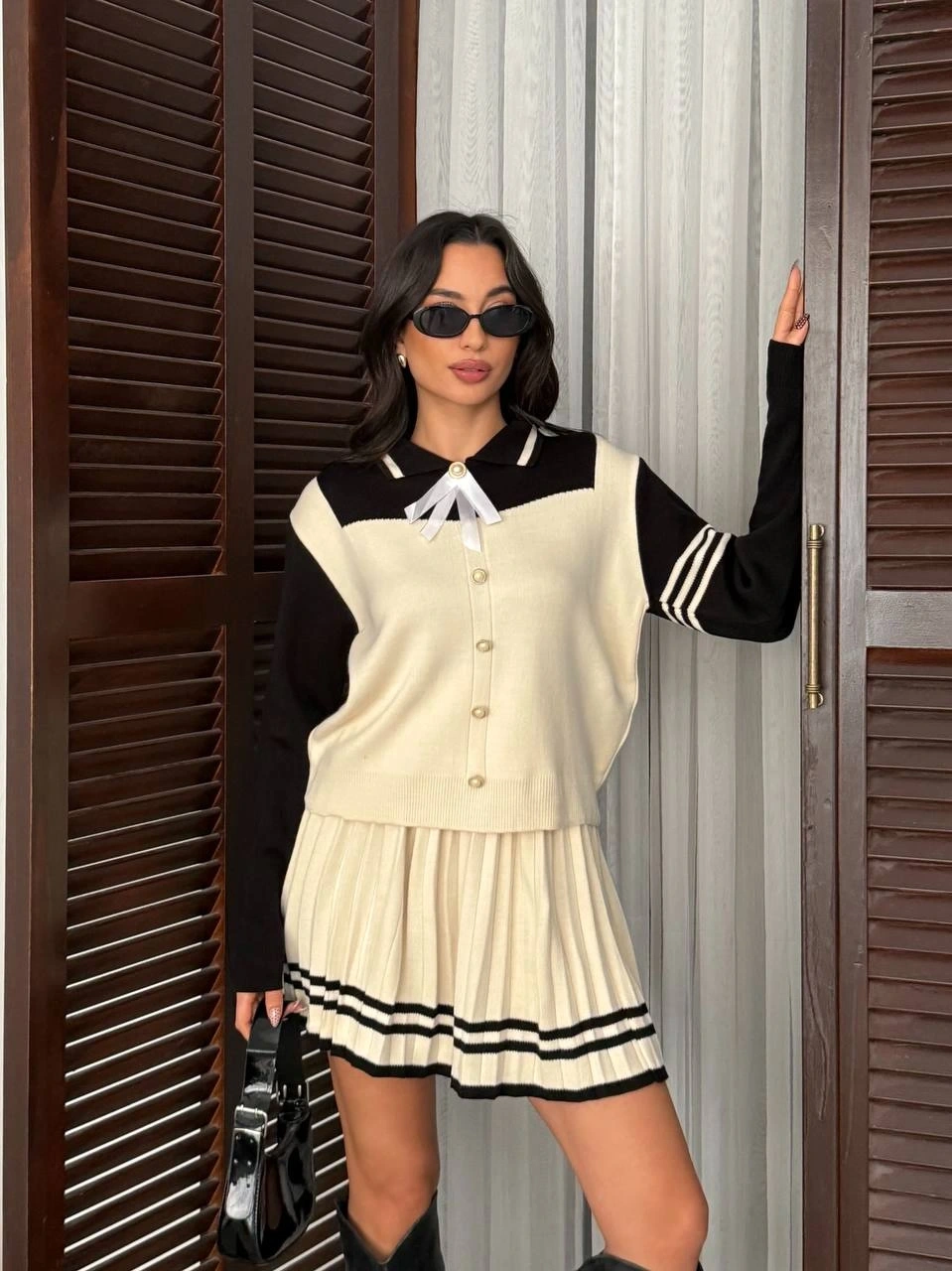 Kadın Ekru Şık Gül Fiyonk Detaylı Bluz Etek İkili Triko Takım