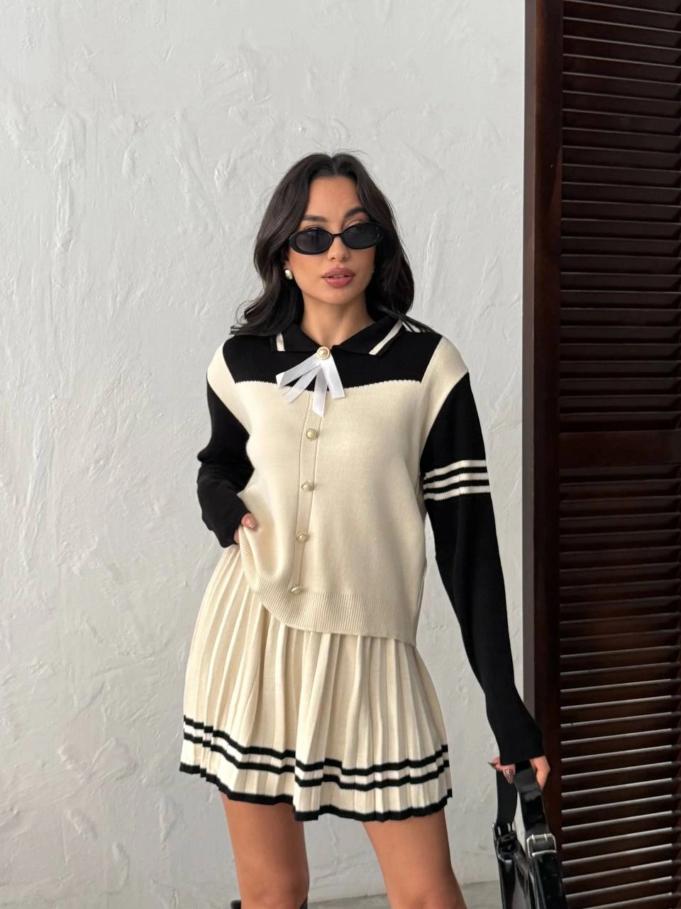 Kadın Ekru Şık Gül Fiyonk Detaylı Bluz Etek İkili Triko Takım