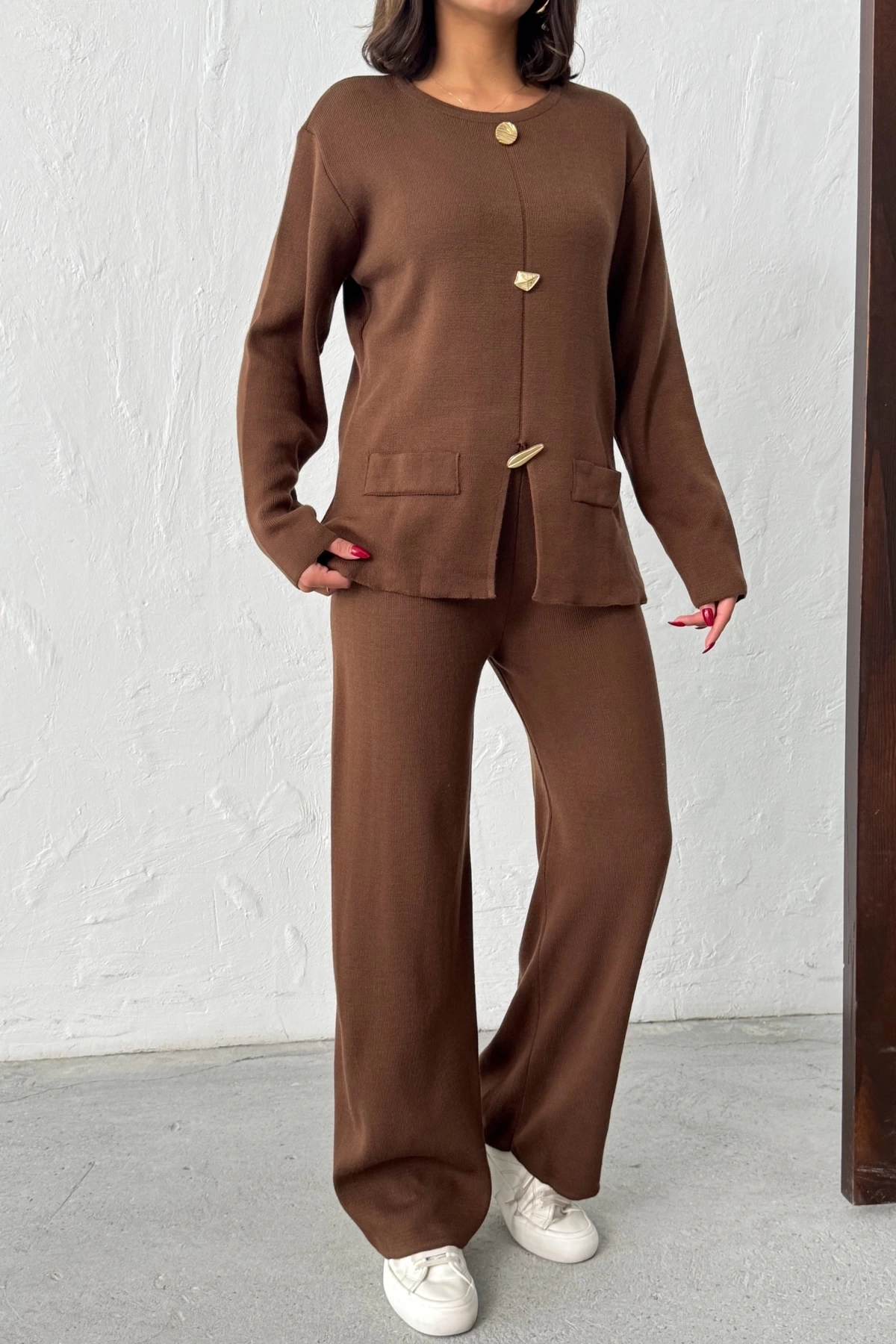 Kadın Kahverengi Gold Düğme Detaylı Alt Üst İkili Triko Takım