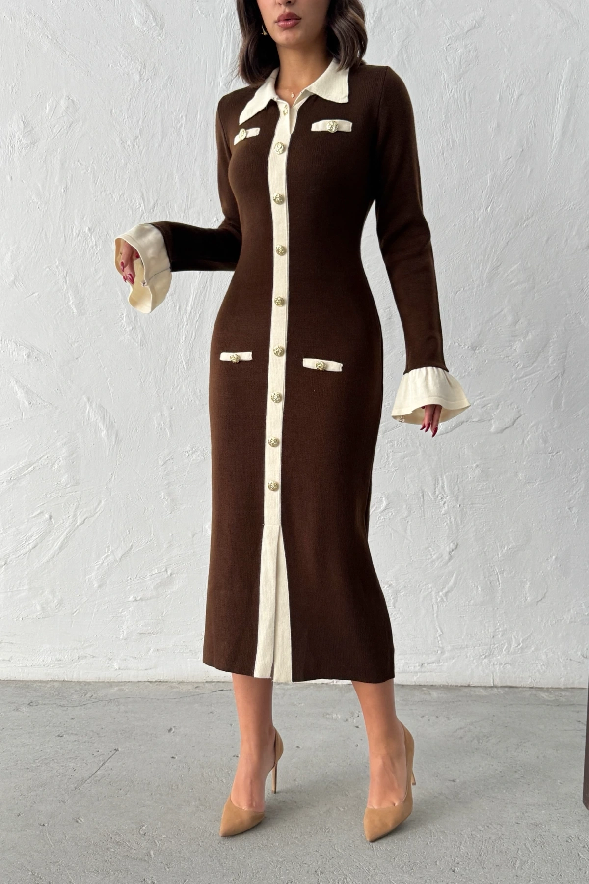 Kadın Kahverengi Şık Düğme Ve Kol Detaylı Triko Elbise