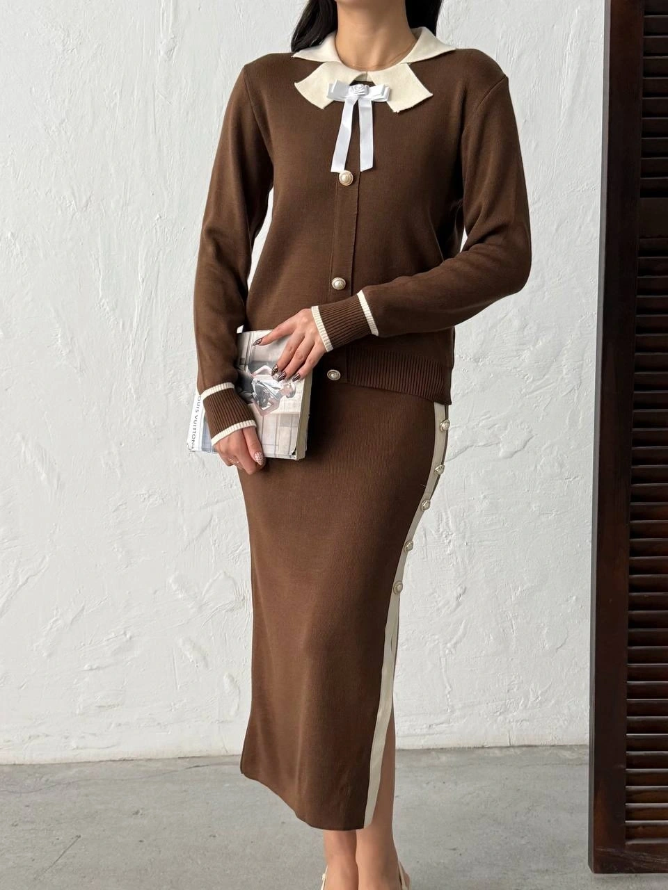 Kadın Kahverengi Şık Gül Fiyonk Detaylı Bluz Etek Alt Üst İkili Triko Takım