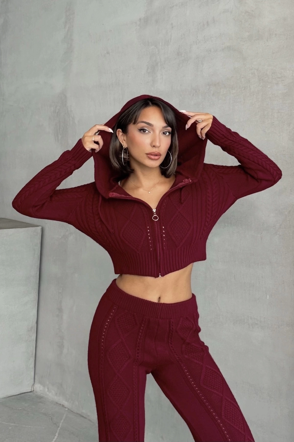 Kadın Kapşonlu Fermuarlı Crop Hırka Pantolon Alt Üst Triko Takım - Bordo S/m