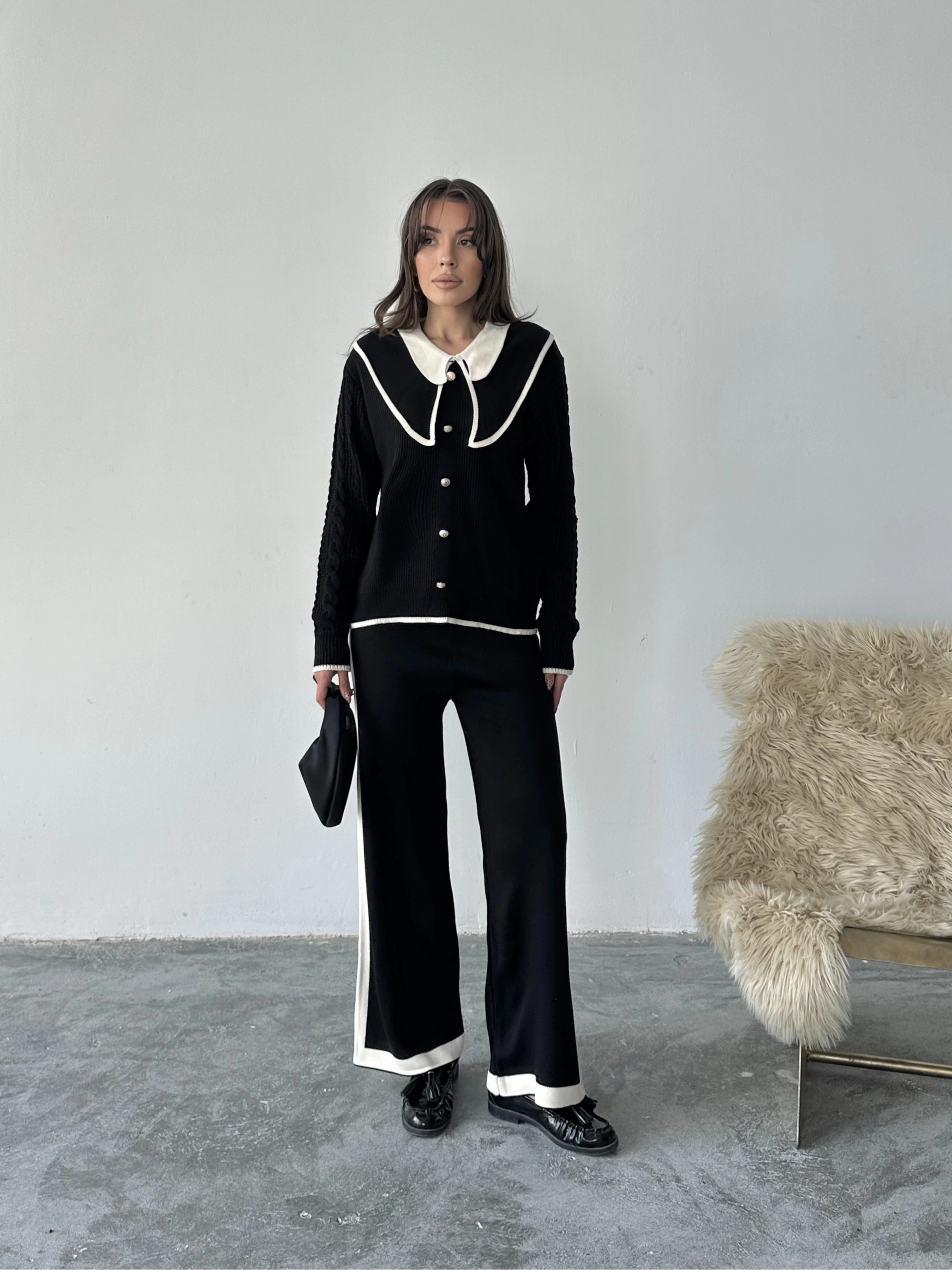 Kadın Siyah Kolu Saç Örgü Ve Şerit Detaylı Bebe Yaka Alt Üst Şık Triko Takım