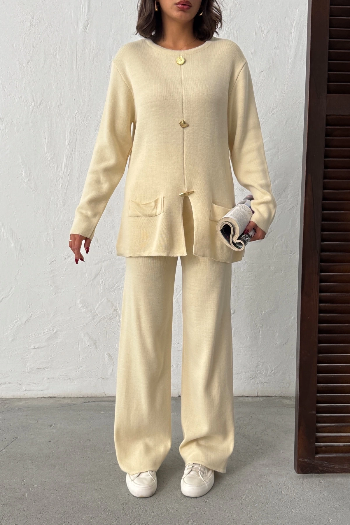 Kadın Krem Gold Düğme Detaylı Alt Üst İkili Triko Takım