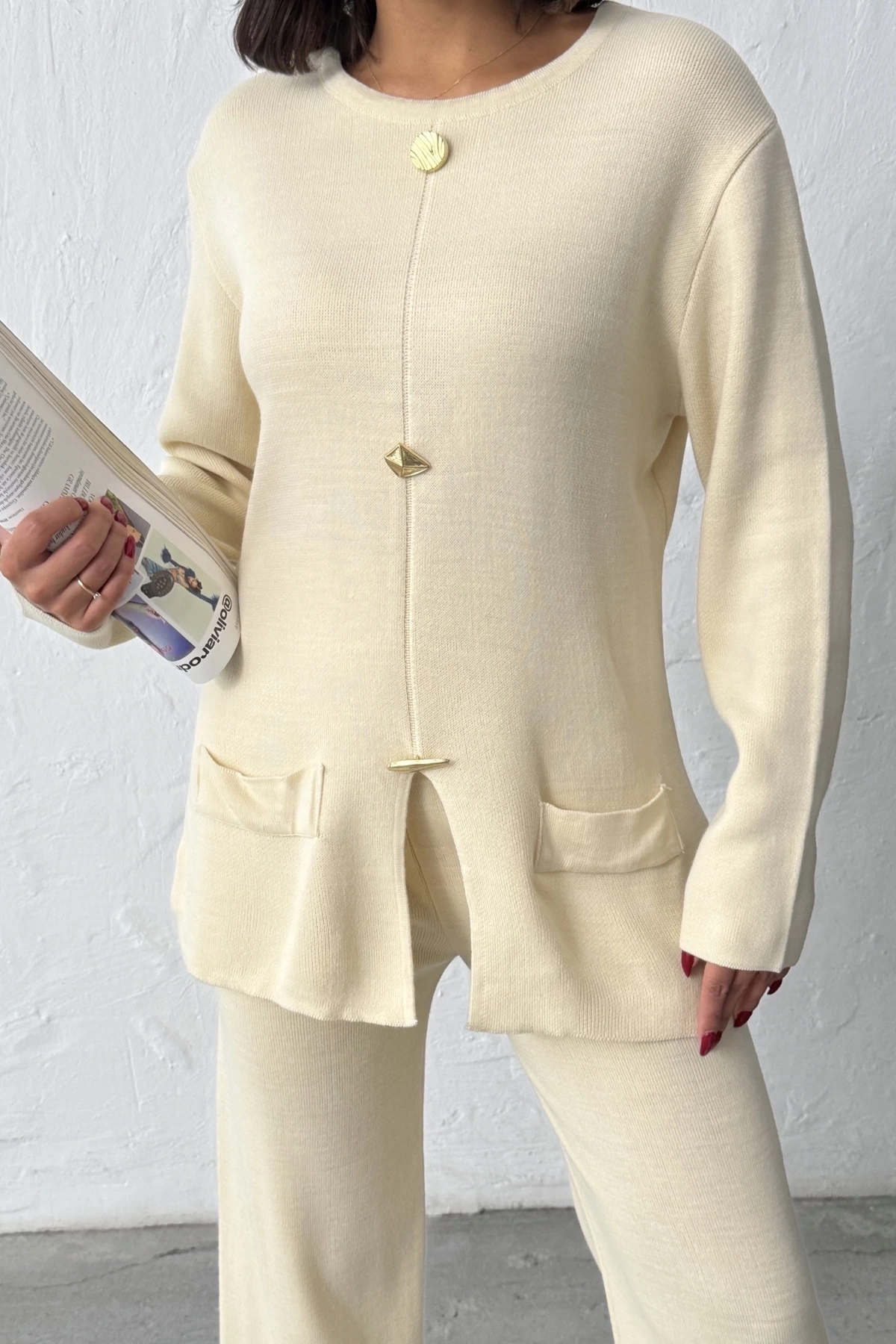 Kadın Krem Gold Düğme Detaylı Alt Üst İkili Triko Takım