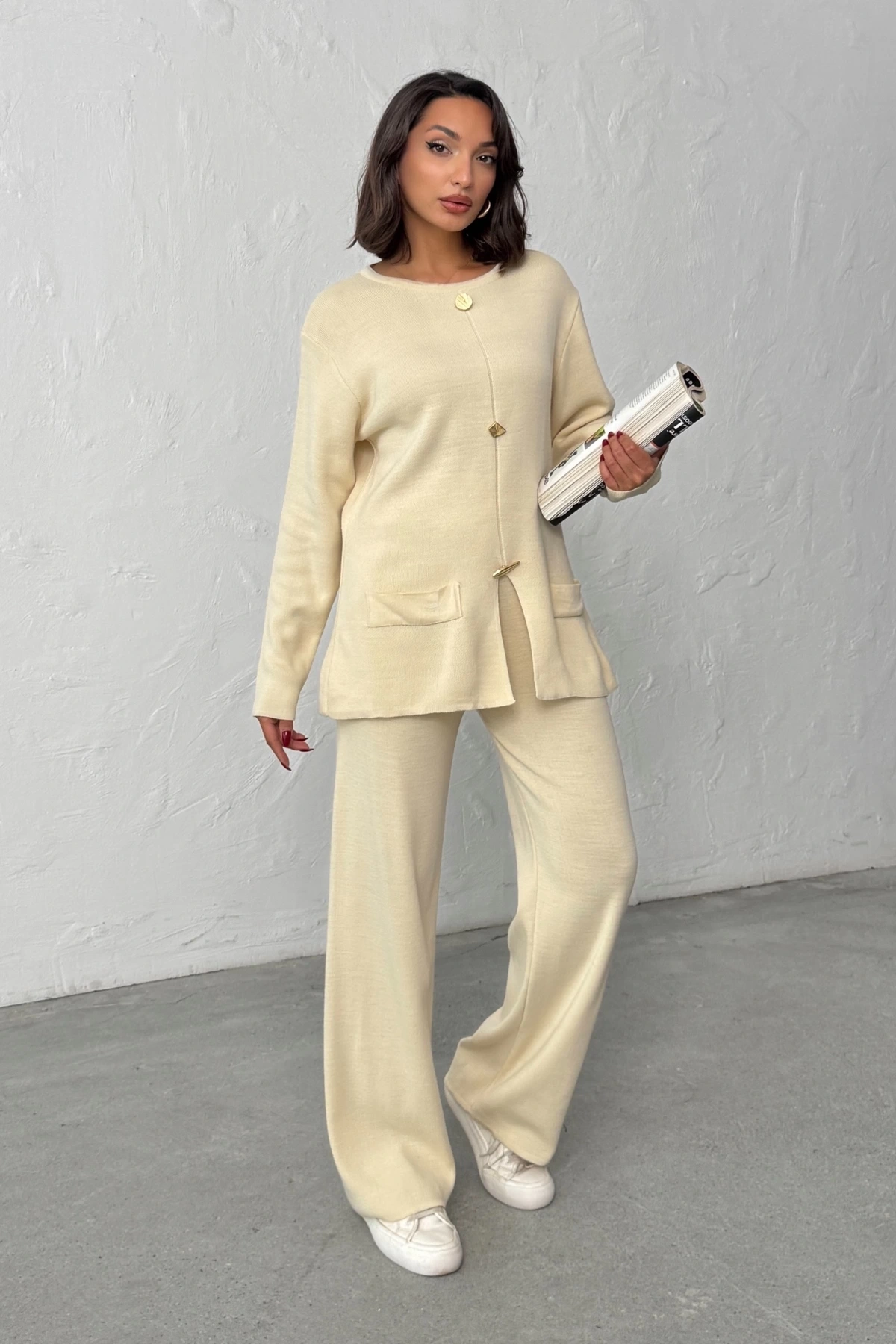 Kadın Krem Gold Düğme Detaylı Alt Üst İkili Triko Takım
