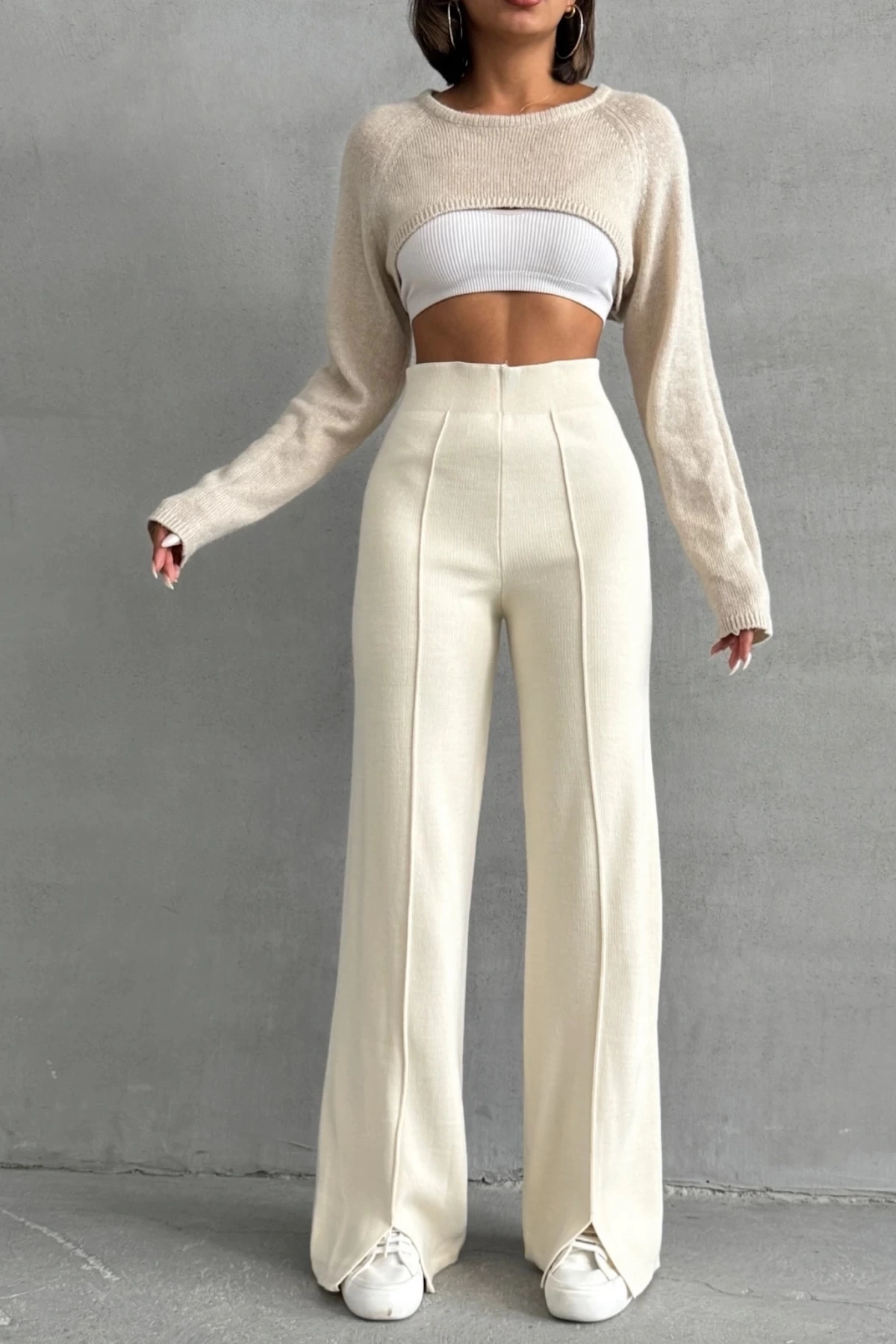 Kadın Krem Yüksek Bel Şık Şerit Detaylı Geniş Paça Triko Pantolon