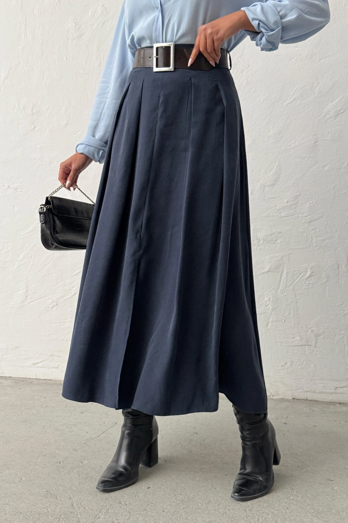 Kadın Lacivert Kemerli Tensel Kumaş Önden Yırtmaç Detaylı Premium Kalite Etek