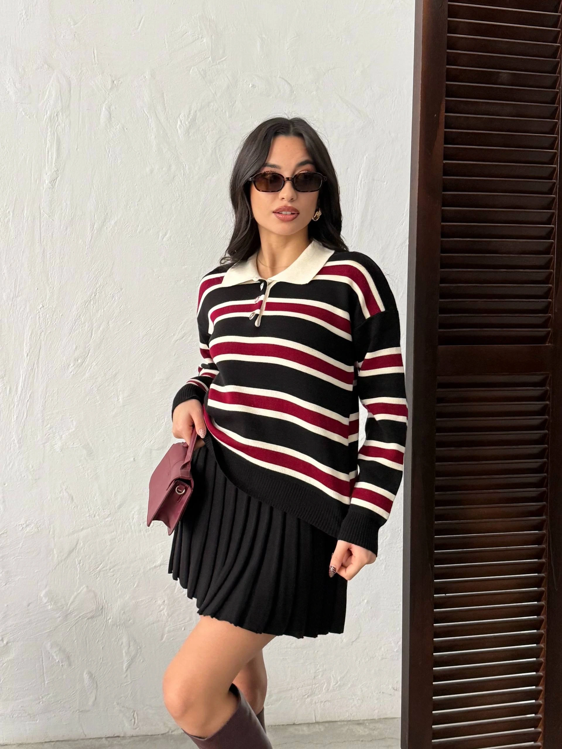 Kadın Siyah Çizgili Polo Yaka Kazak Etek İkili Triko Takım