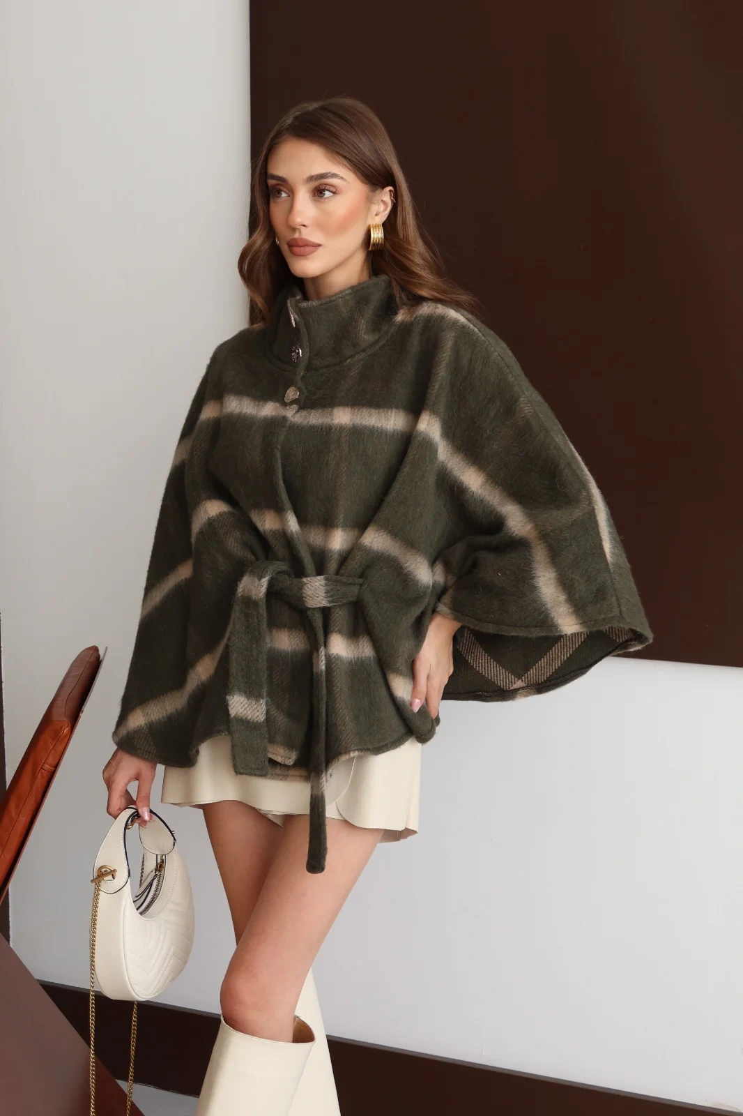 Kadın Kahverengi Ekose Desenli Kemer Detaylı Premium Panço Ceket