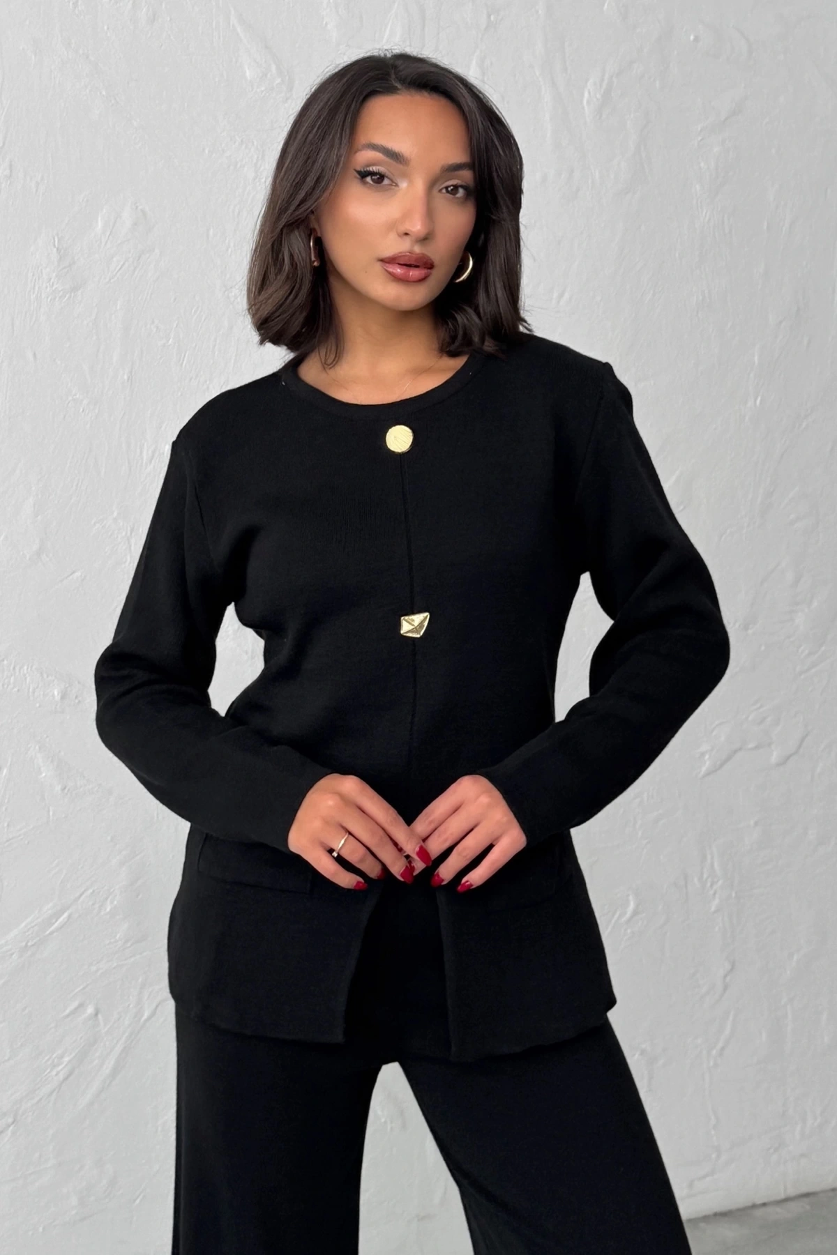 Kadın Siyah Gold Düğme Detaylı Alt Üst İkilli Triko Takım