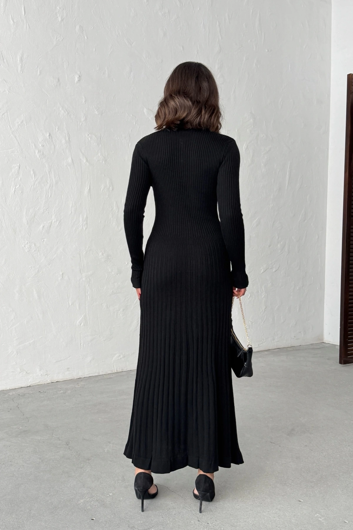 Kadın Siyah Gold Düğme detaylı Fitilli Uzun Triko Elbise