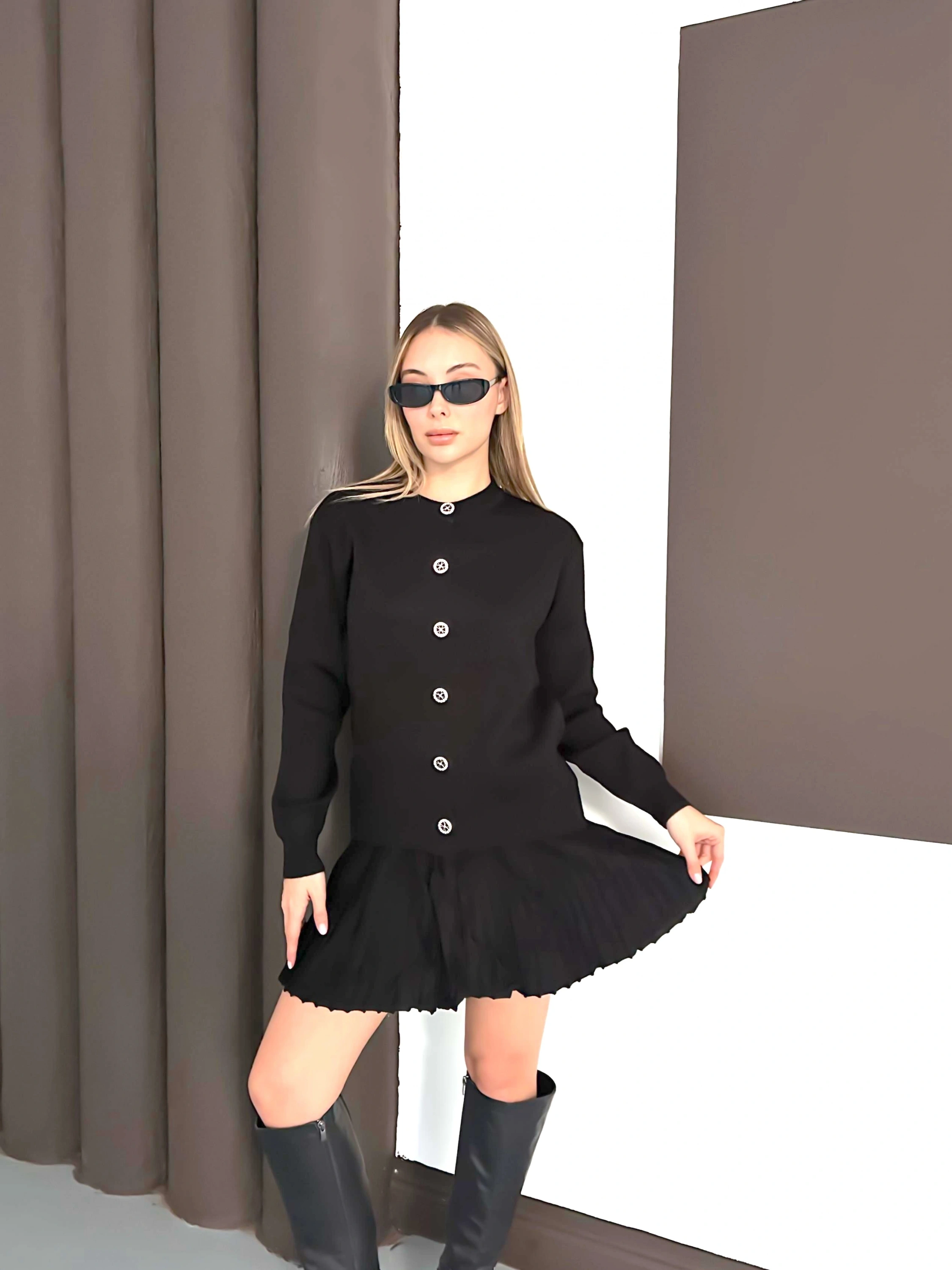 Kadın Siyah Hırka Crop Etek Üçlü Triko Takım