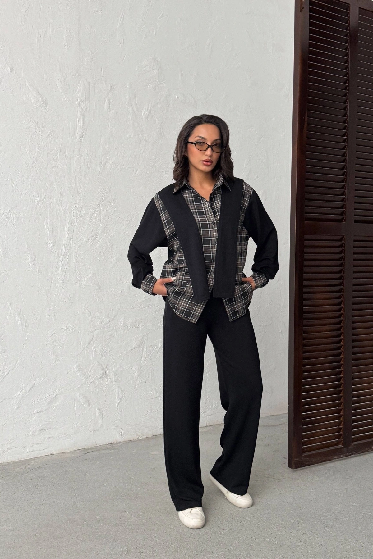 Kadın Siyah Omuzdan Bağlamalı Ekose Gömlek ve Pantolon 2li Takım