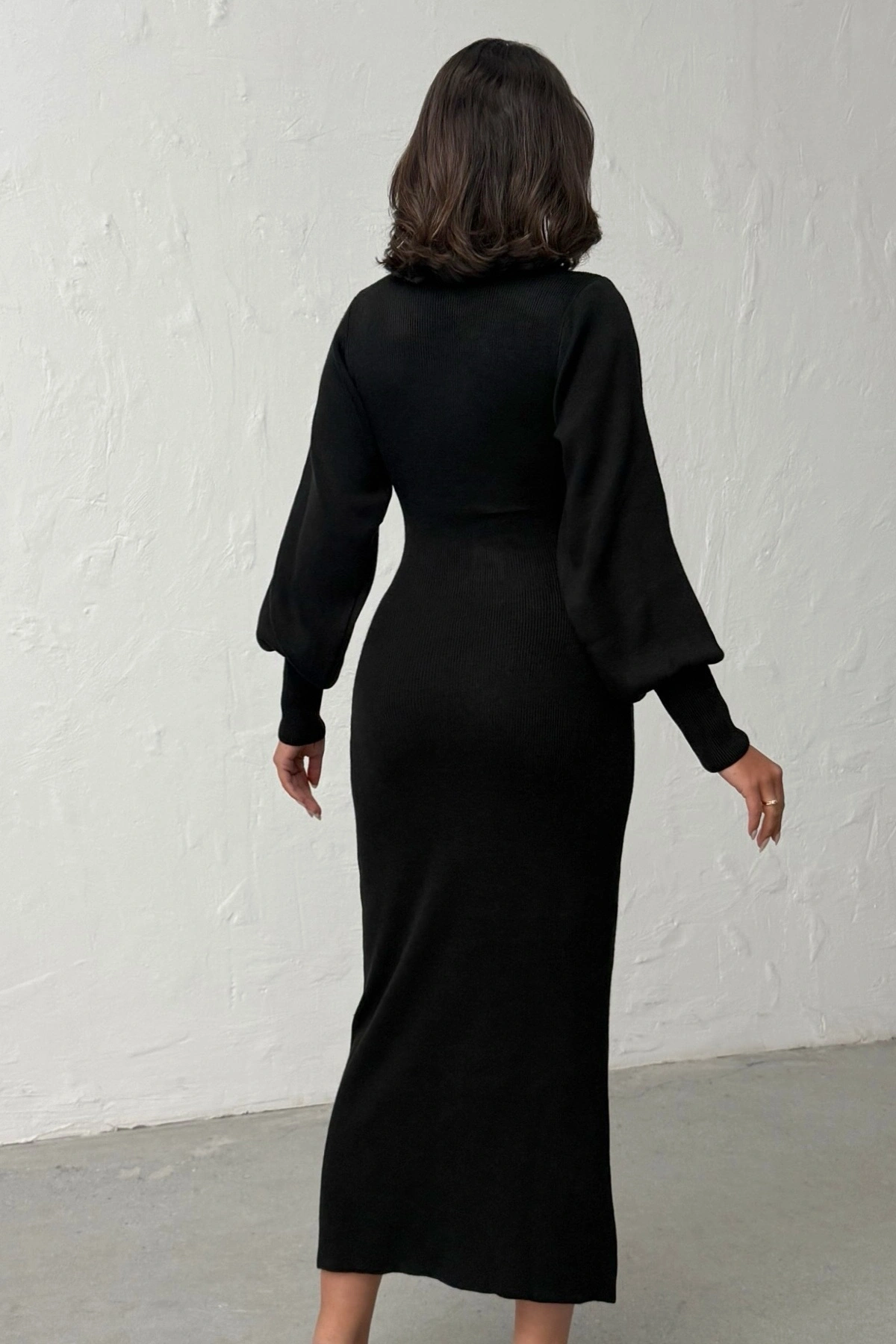 Kadın Siyah Şık Fiyonk Detaylı Balon Kol Zarif Triko Elbise