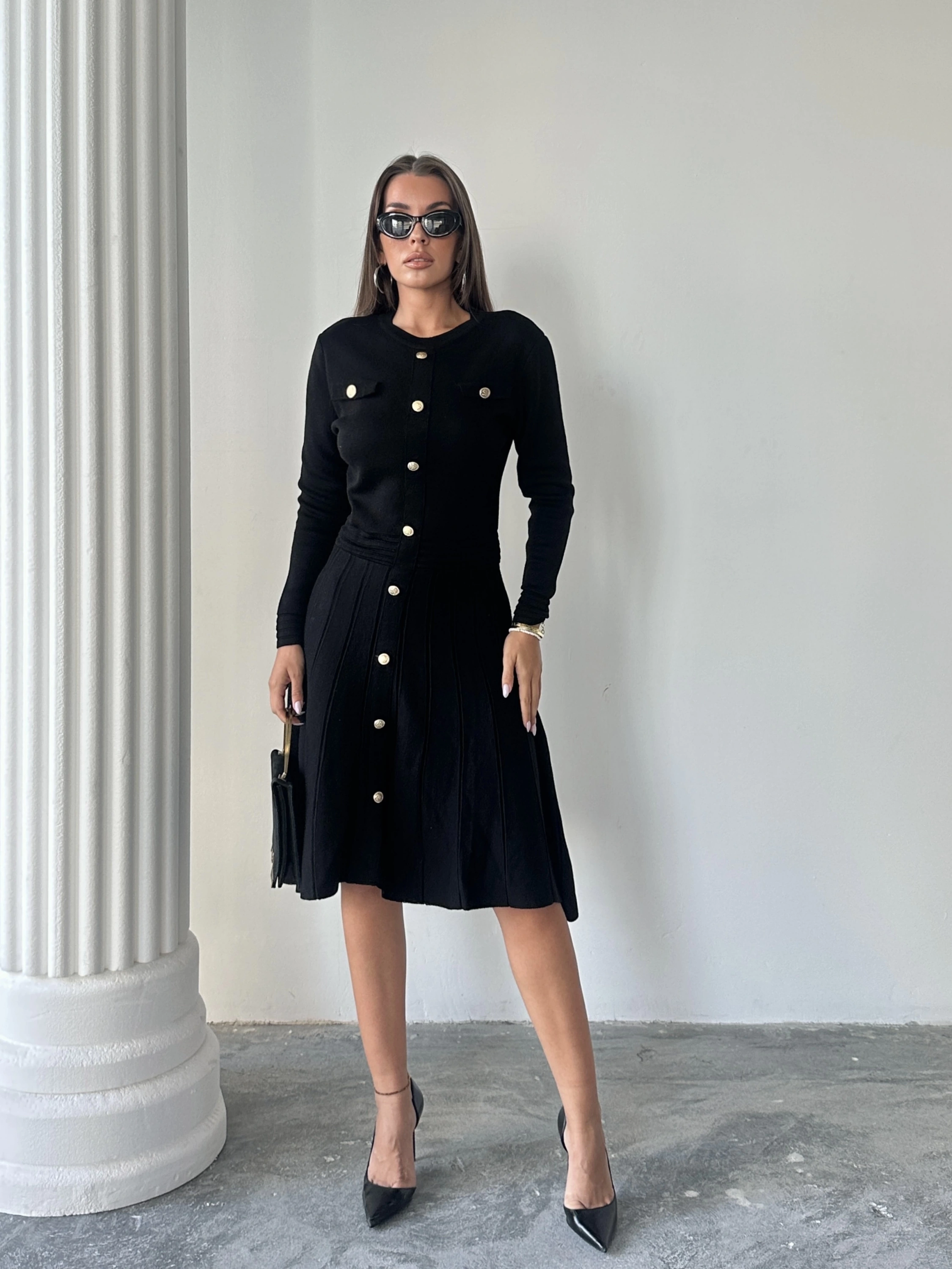 Kadın Siyah Şık Gold Düğme Detaylı Zarif Uzun Kol Triko Elbise