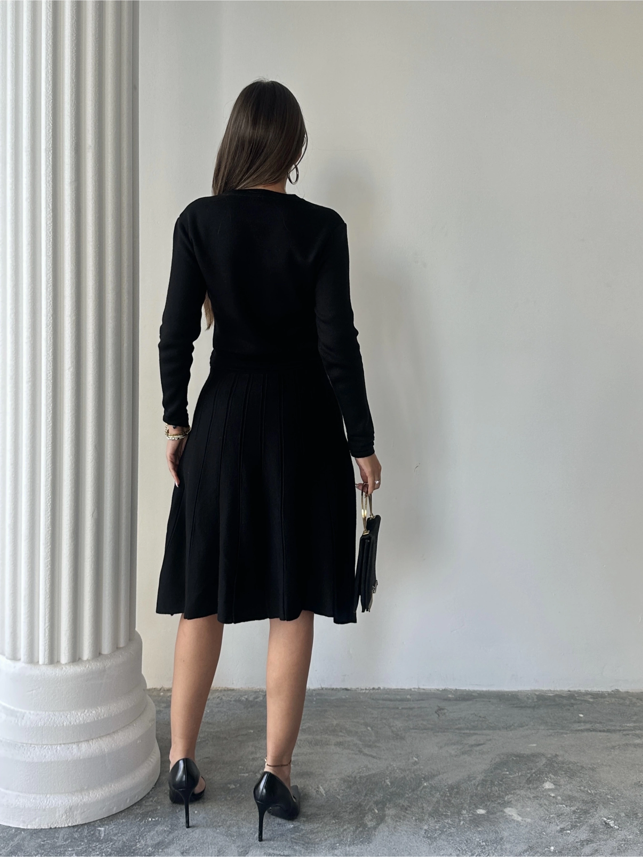 Kadın Siyah Şık Gold Düğme Detaylı Zarif Uzun Kol Triko Elbise