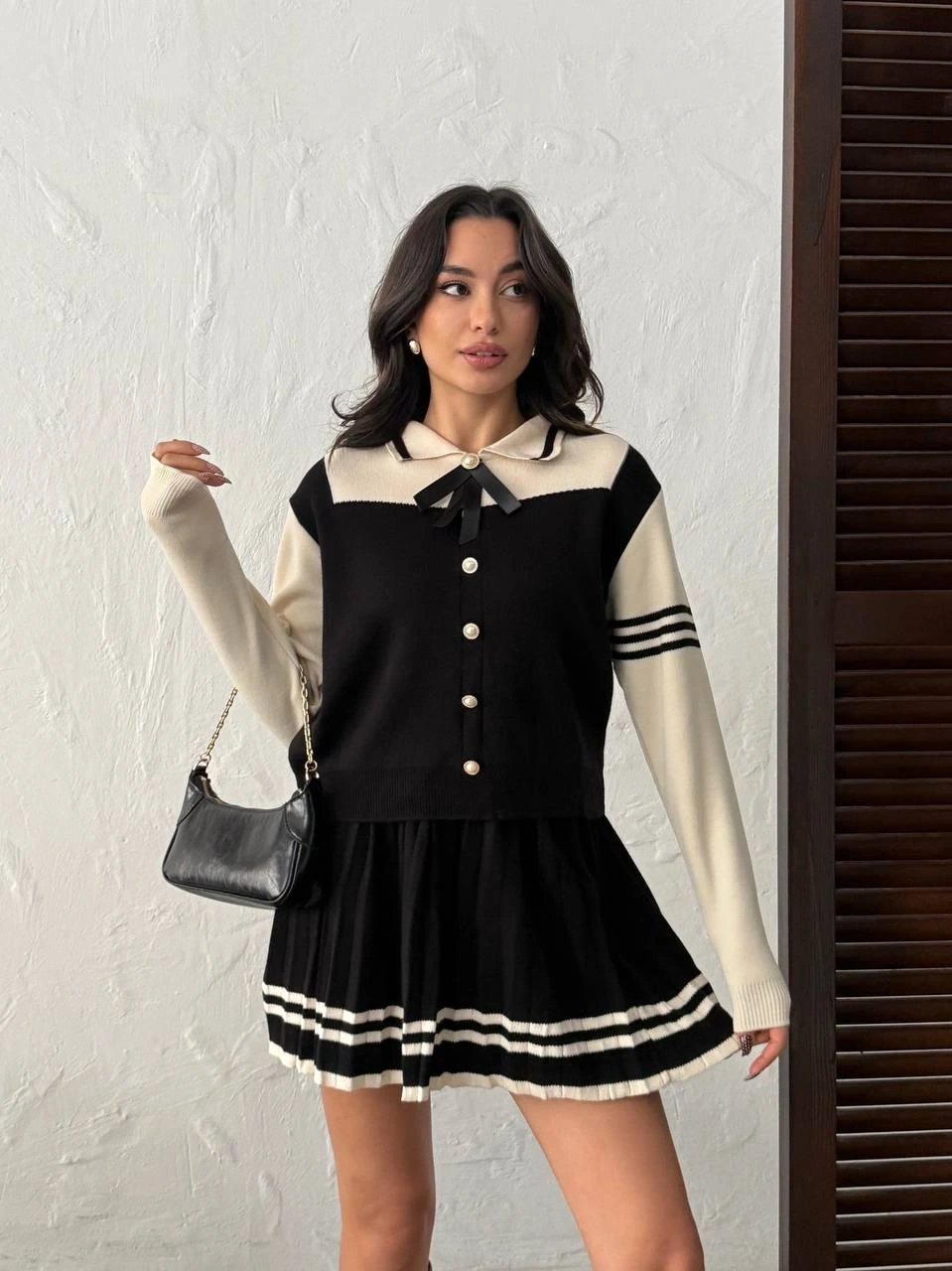 Kadın Siyah Şık Gül Fiyonk Detaylı Bluz Etek İkili Triko Takım