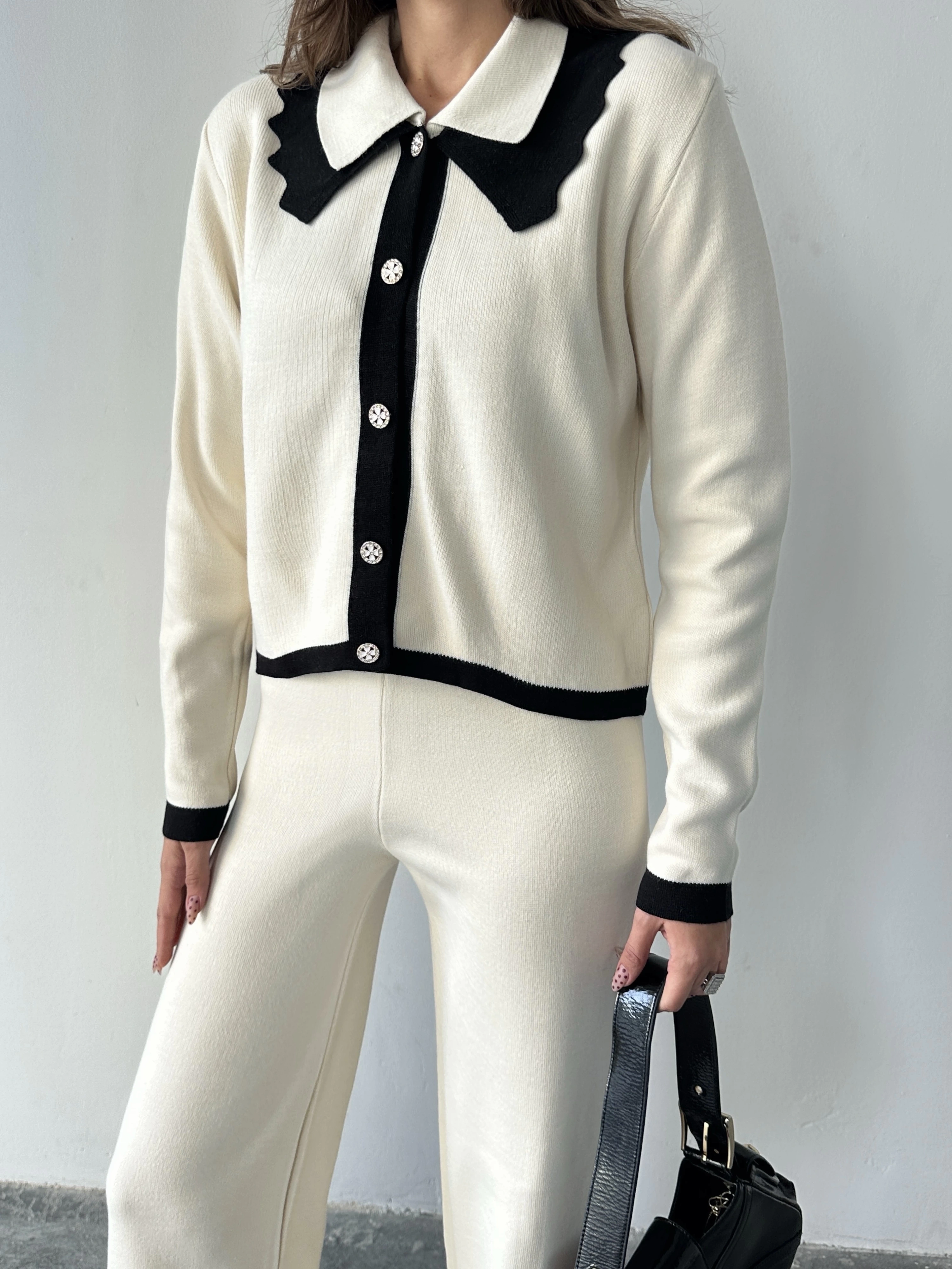 Kadın Yaka Detaylı Alt Üst Şık Triko Takım - Ekru