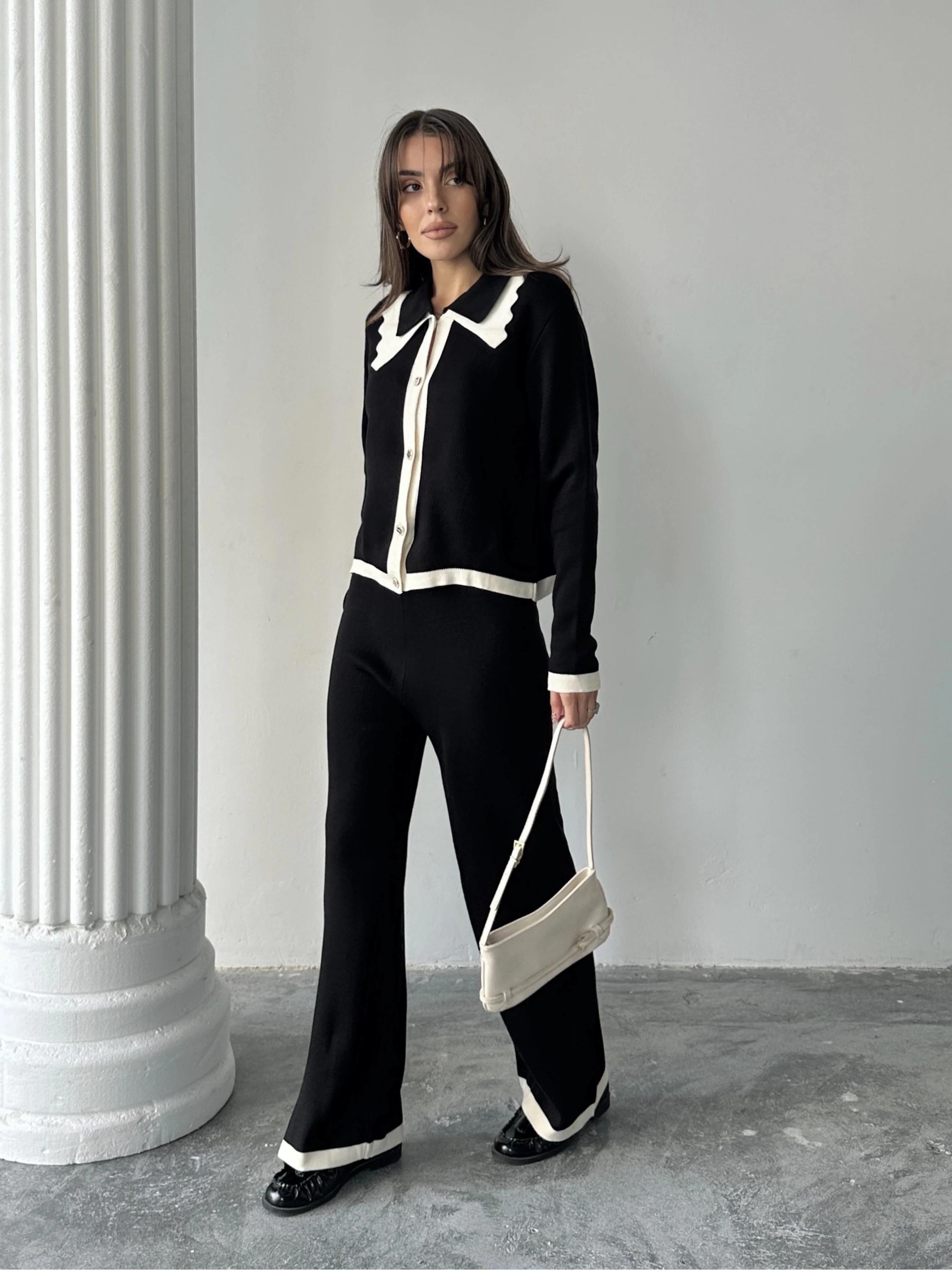 Kadın Yaka Detaylı Alt Üst Şık Triko Takım - Siyah