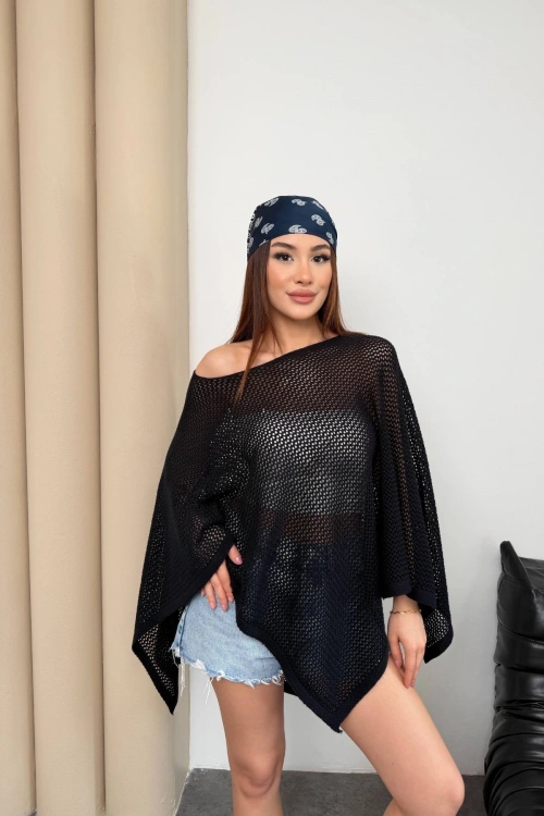 Kadın Siyah Kayık Madonna Yaka Panço Görünümlü Şık Oversize Yazlık Mevsimlik File Bluz